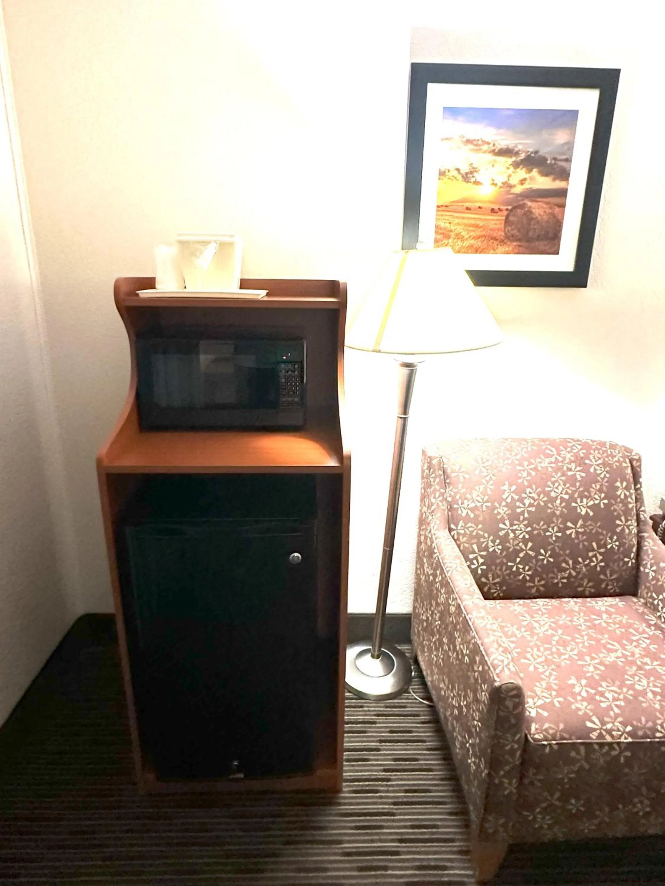 Seating area in Quality Inn & Suites Salina West