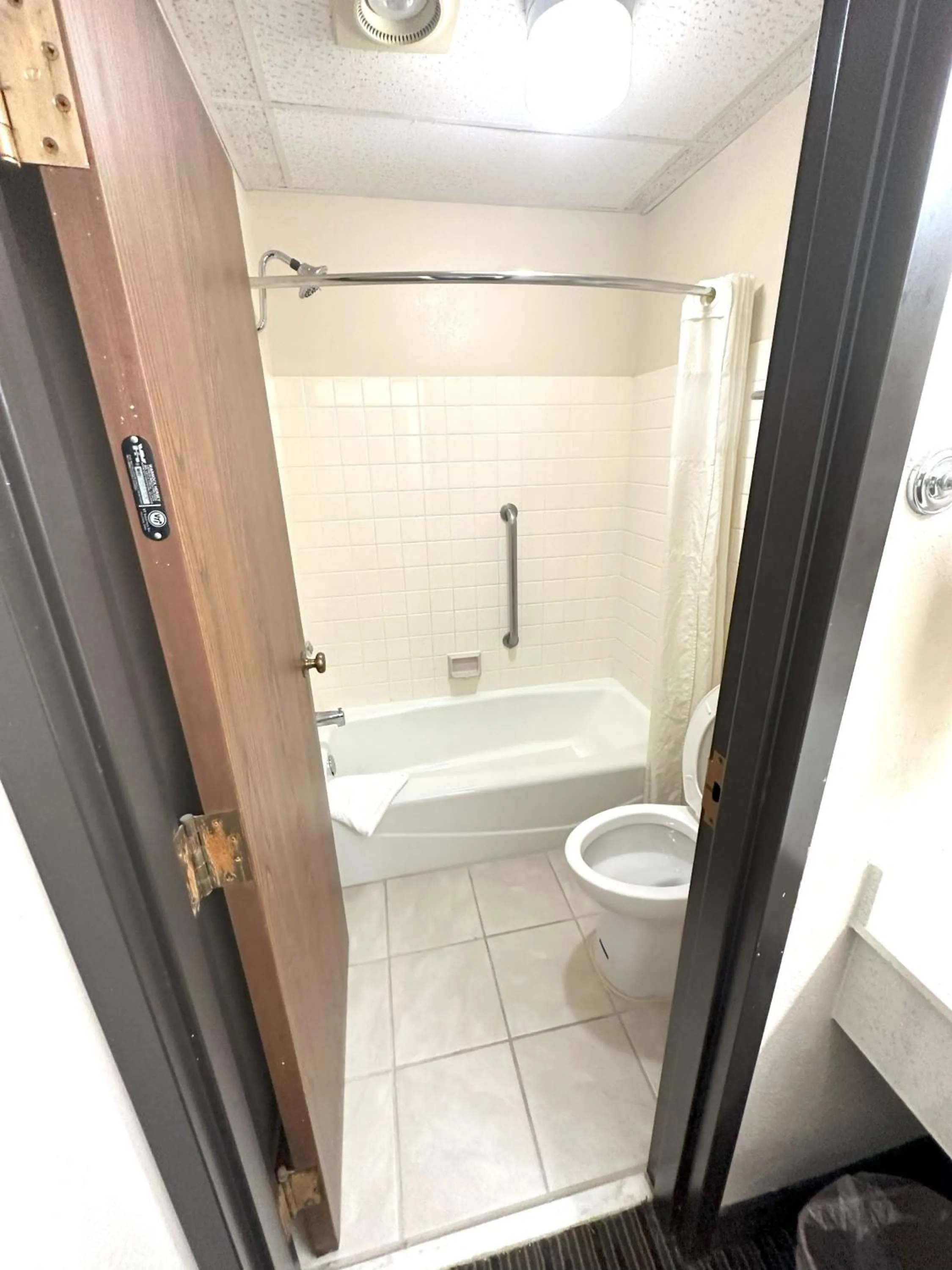 Bathroom in Quality Inn & Suites Salina West