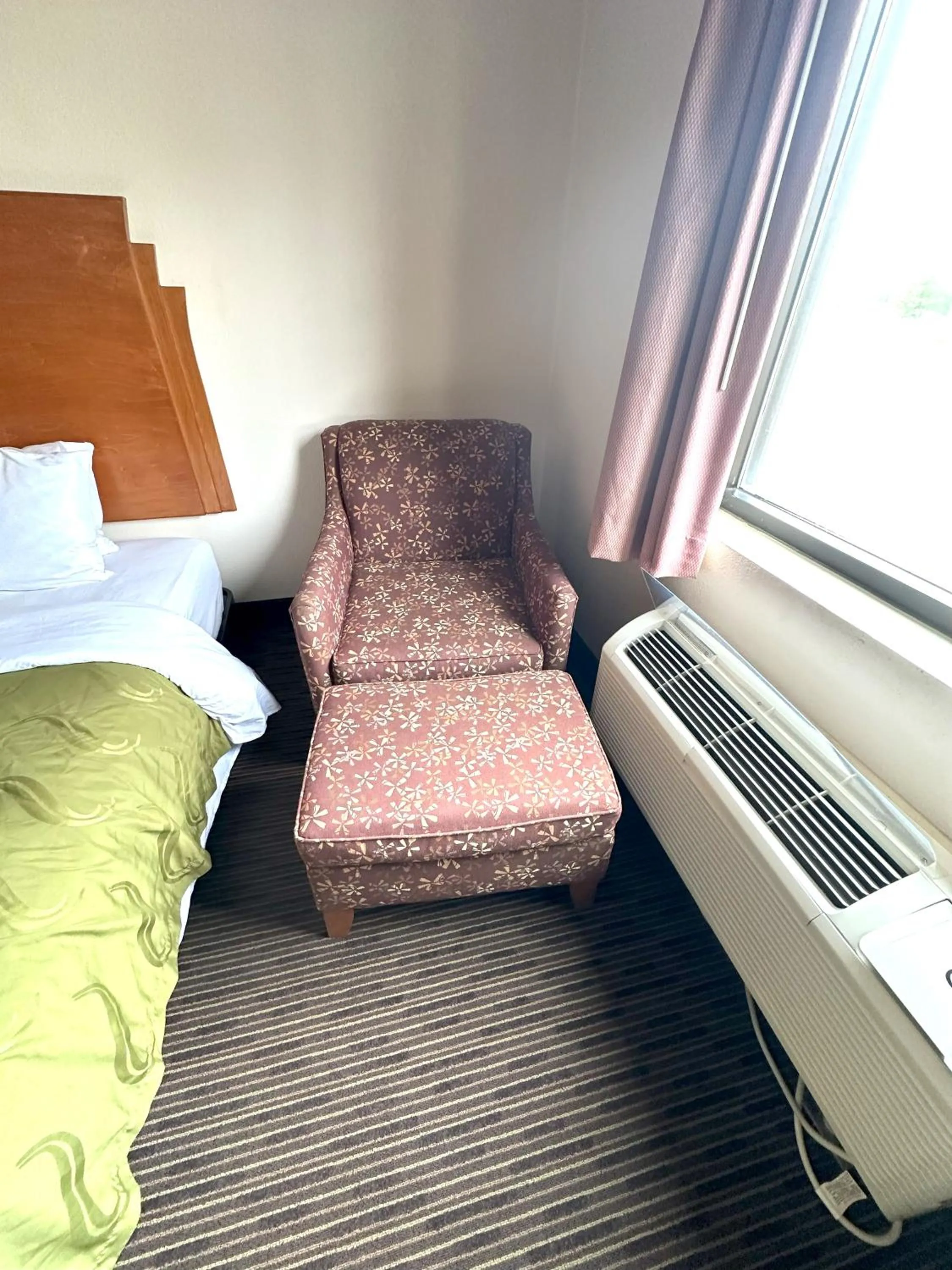 Bedroom in Quality Inn & Suites Salina West