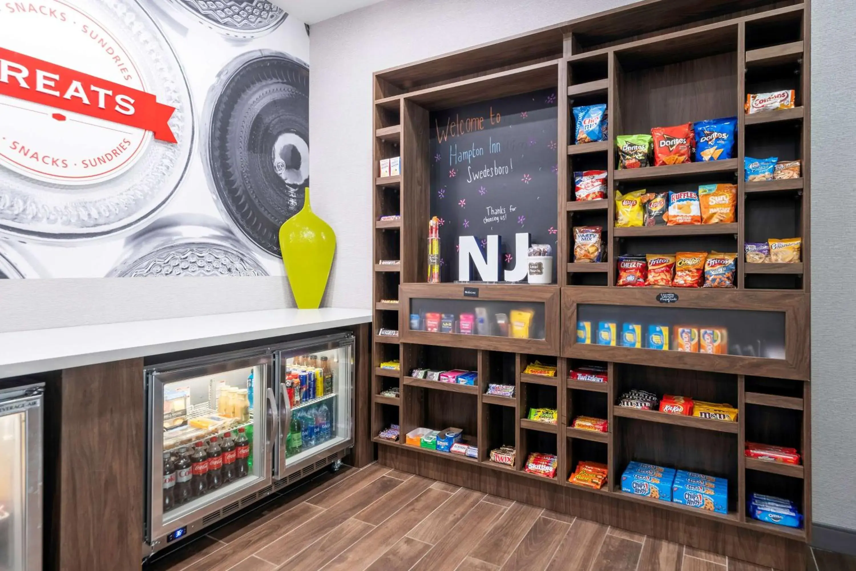 Restaurant/places to eat in Hampton Inn Swedesboro Philadelphia Restaurant/places to eat in Hampton Inn Swedesboro Philadelphia