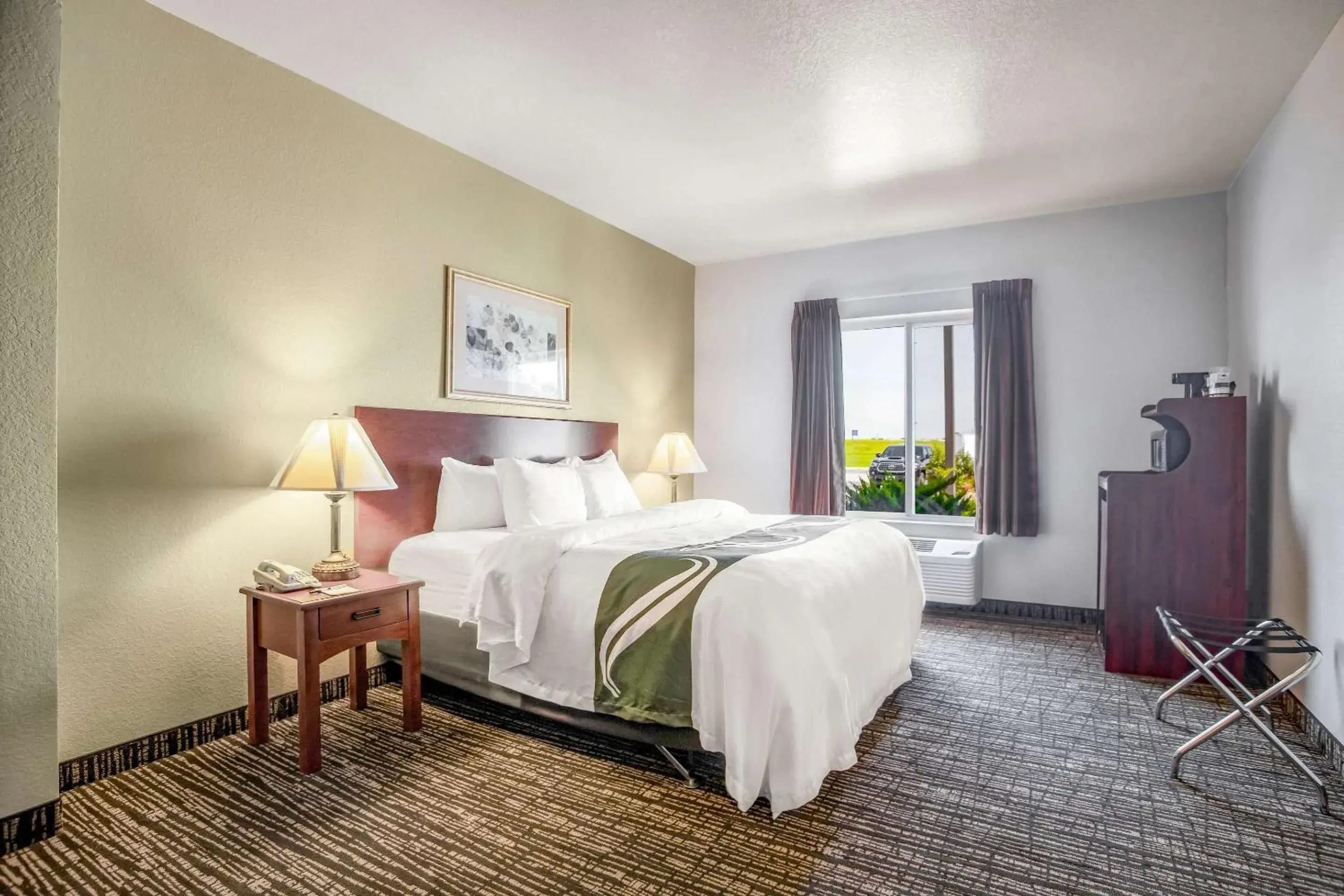 Bedroom, Bed in Quality Inn Parsons North Bedroom, Bed in Quality Inn Parsons North