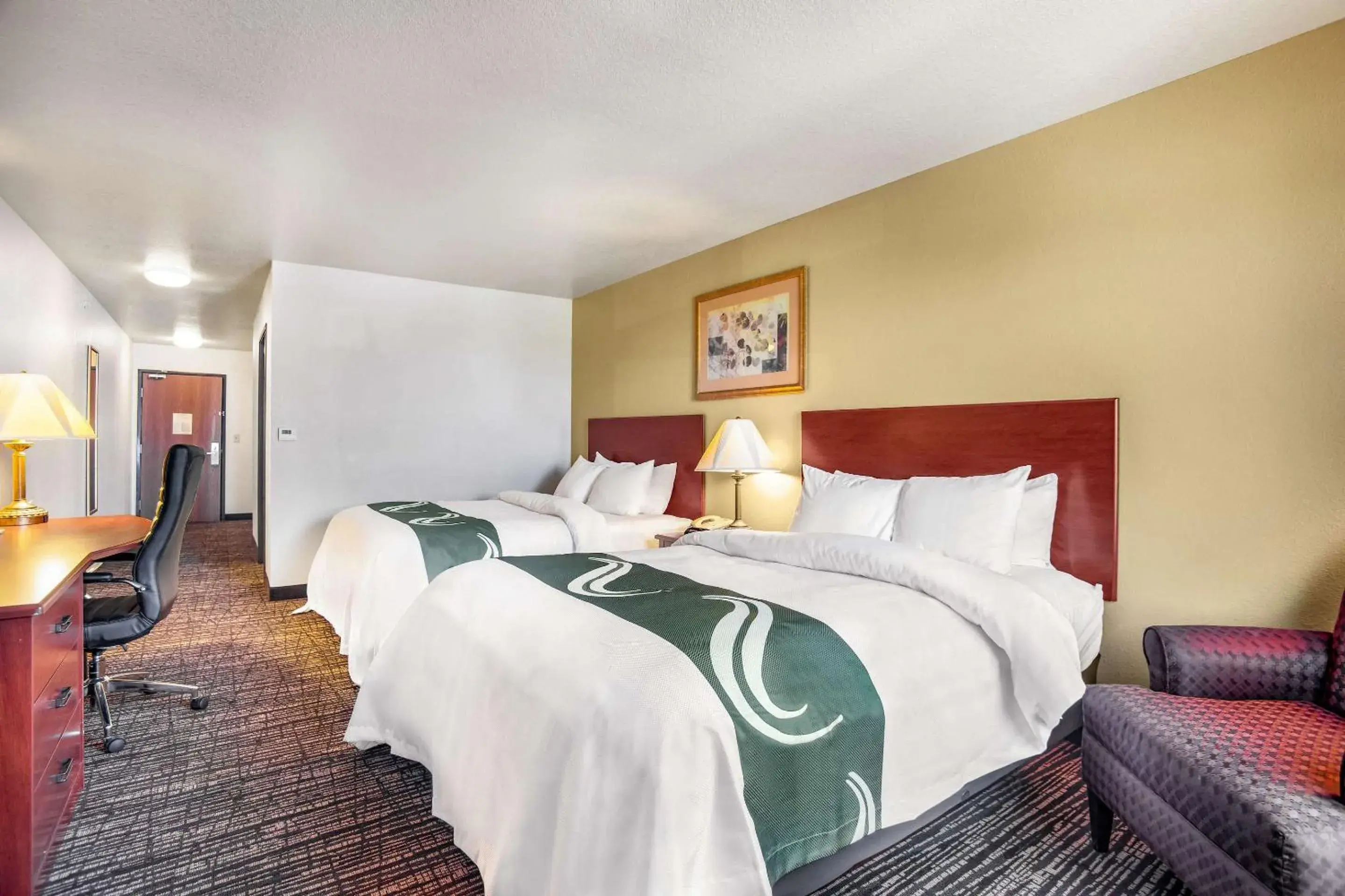 Bedroom, Bed in Quality Inn Parsons North Bedroom, Bed in Quality Inn Parsons North