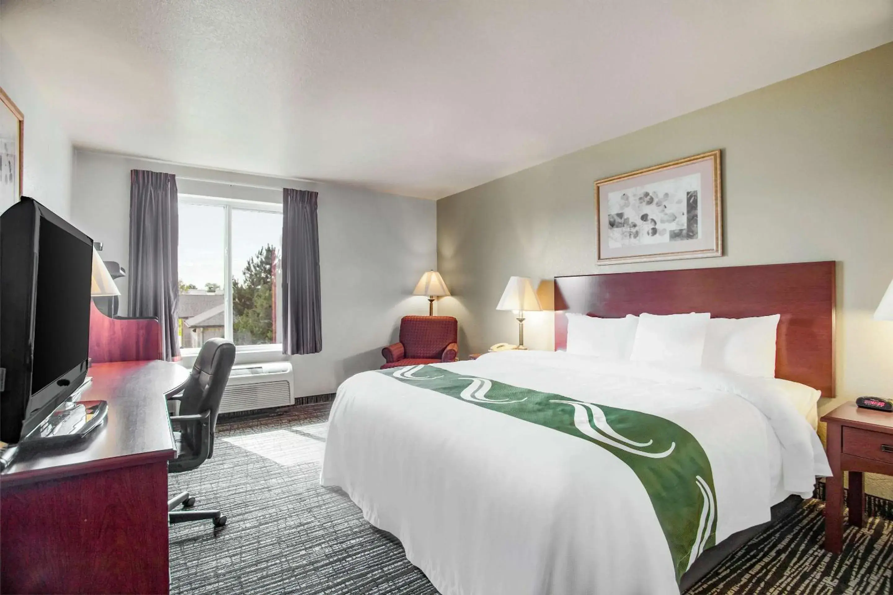 Bedroom, Bed in Quality Inn Parsons North Bedroom, Bed in Quality Inn Parsons North