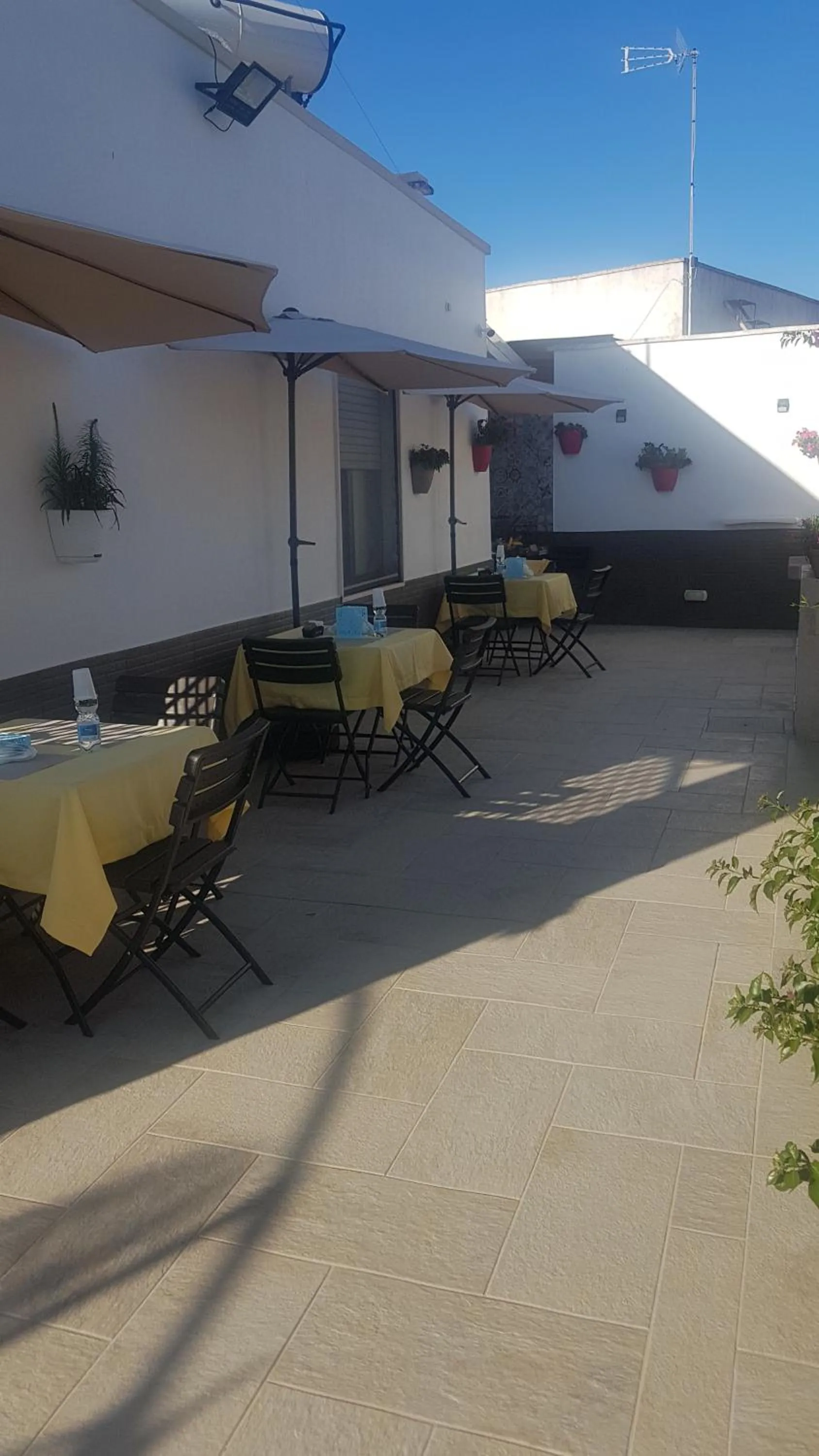 Patio in B&B villa brezza marina