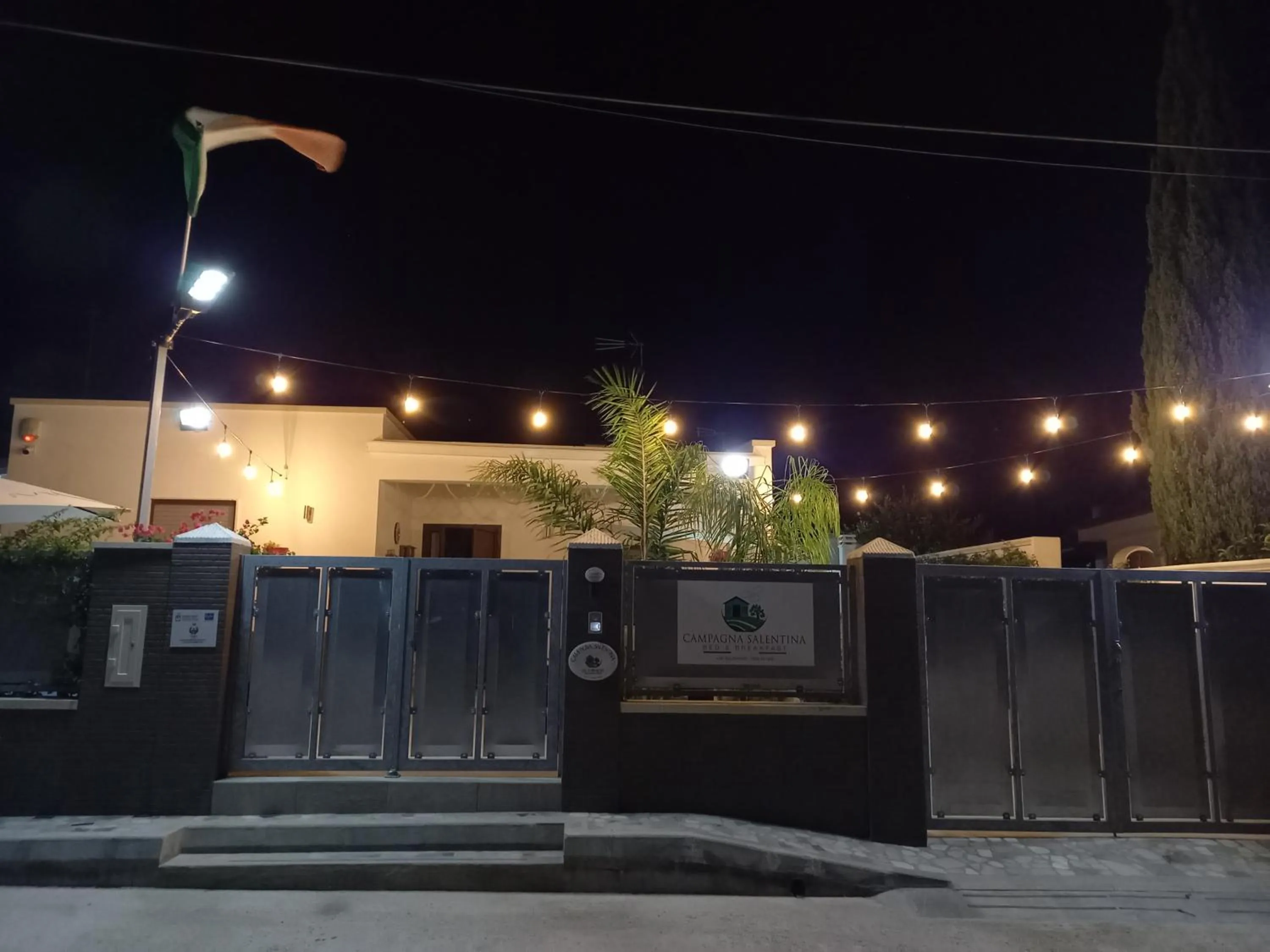 Facade/entrance in CAMPAGNA SALENTINA