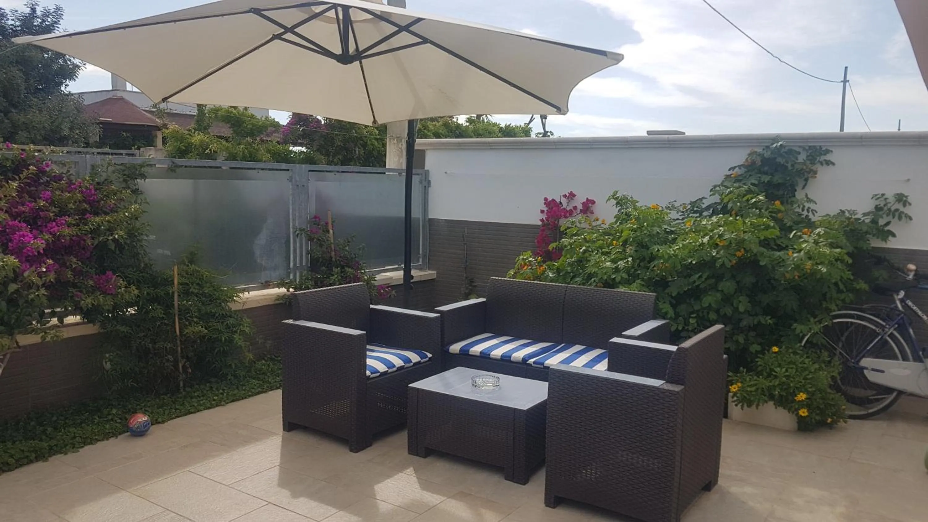 Patio in B&B villa brezza marina