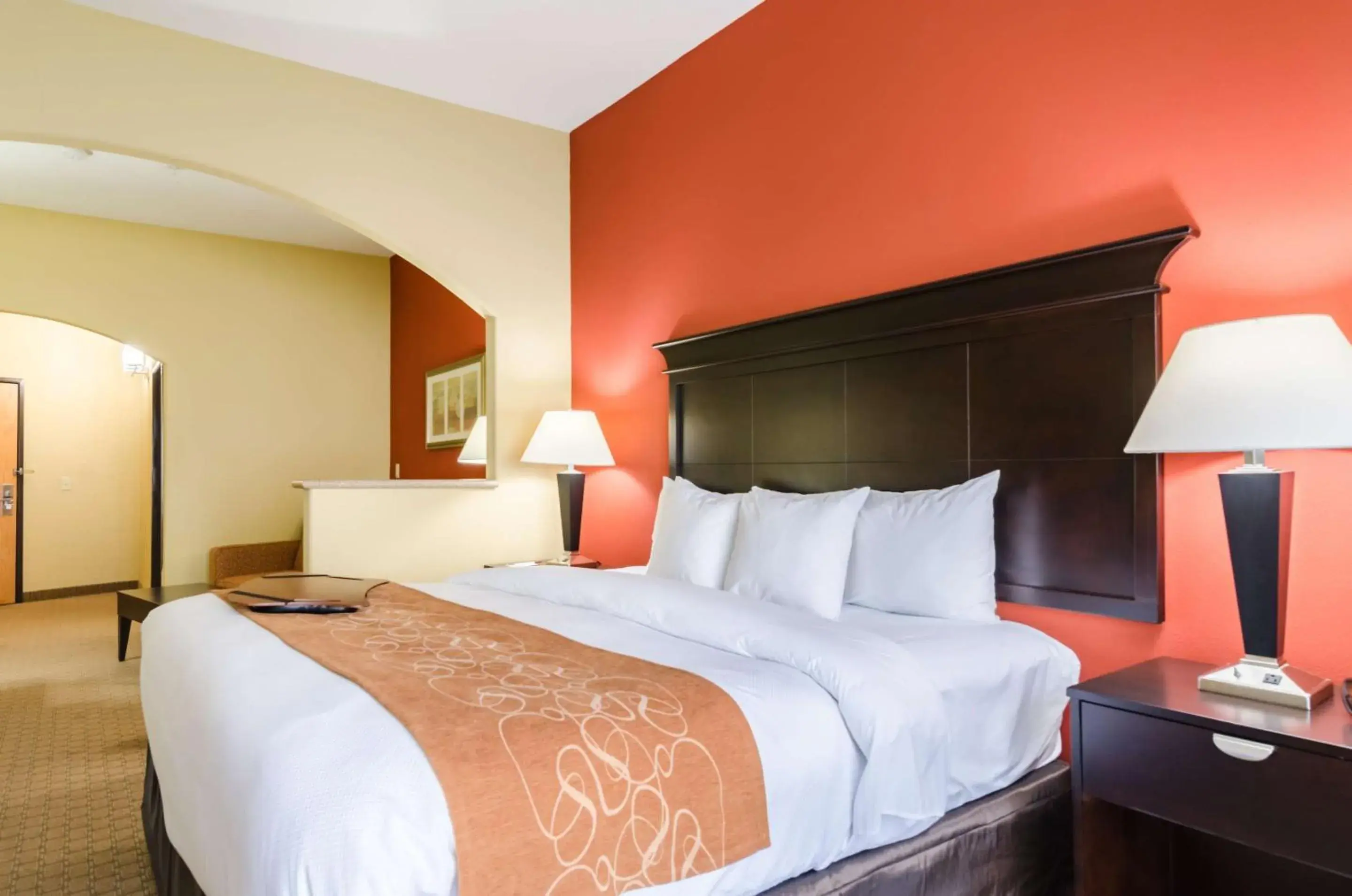 Bedroom, Bed in Comfort Suites Salina South Bedroom, Bed in Comfort Suites Salina South