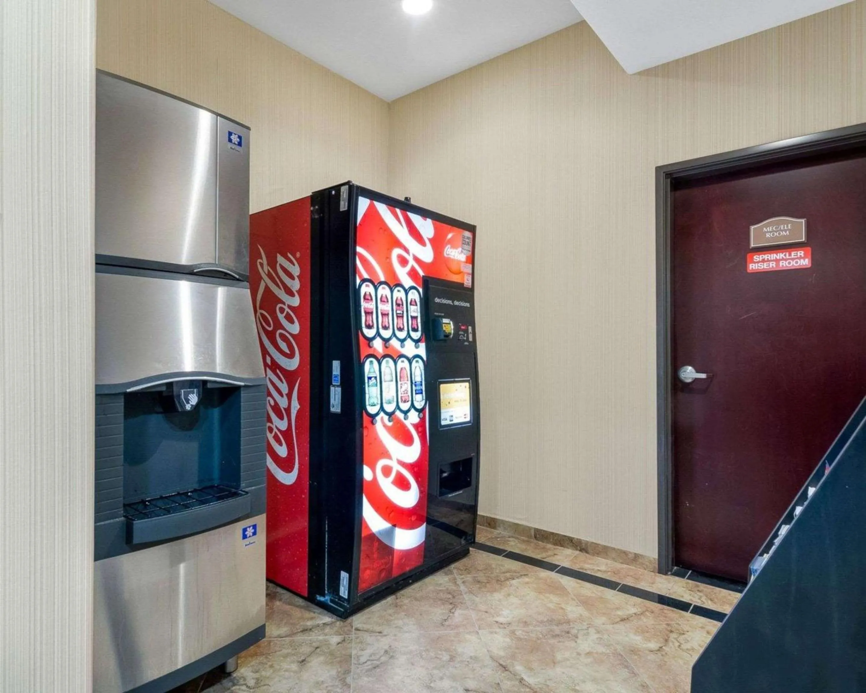 Other in Comfort Suites Topeka Northwest