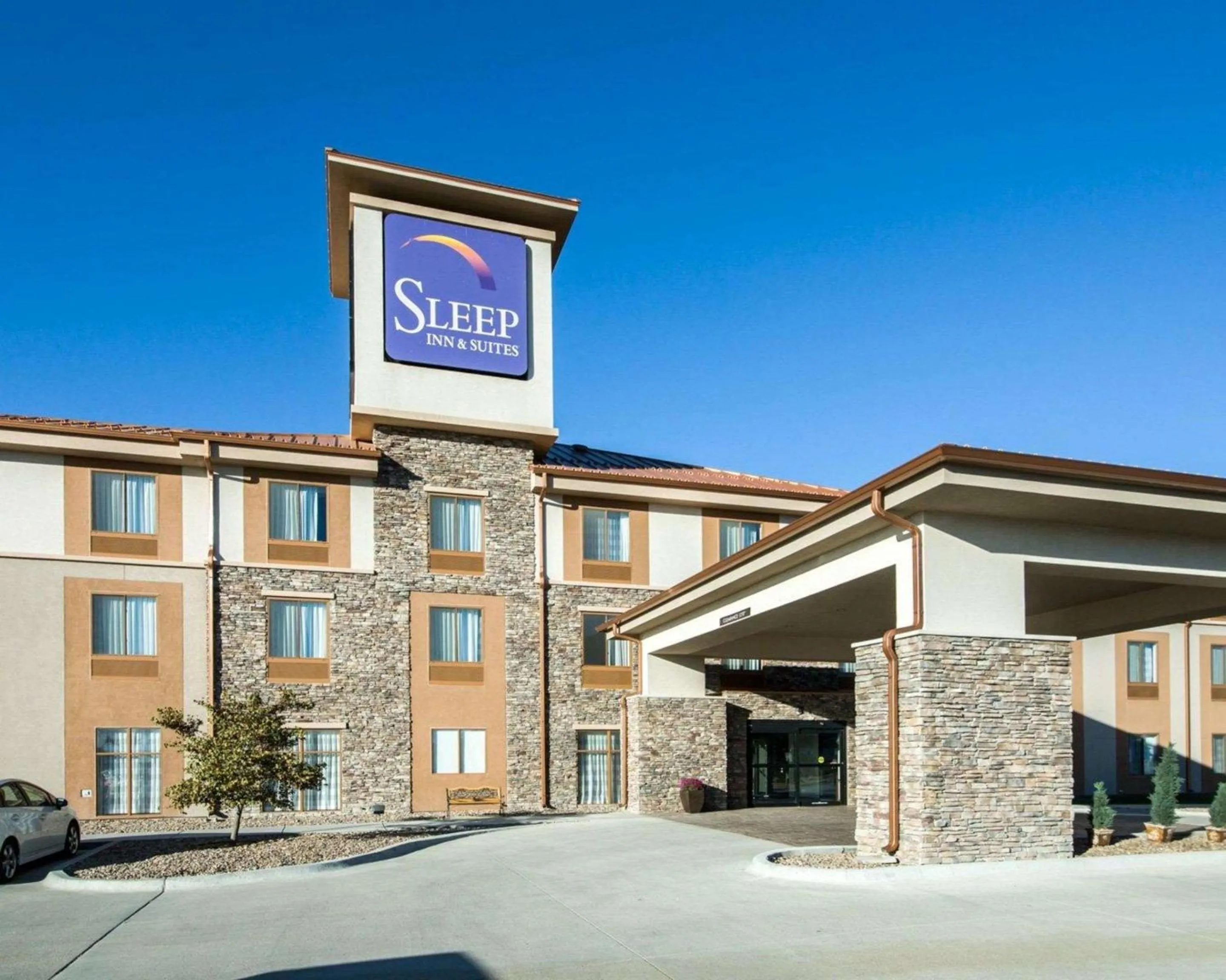 Property building in Sleep Inn & Suites Norton