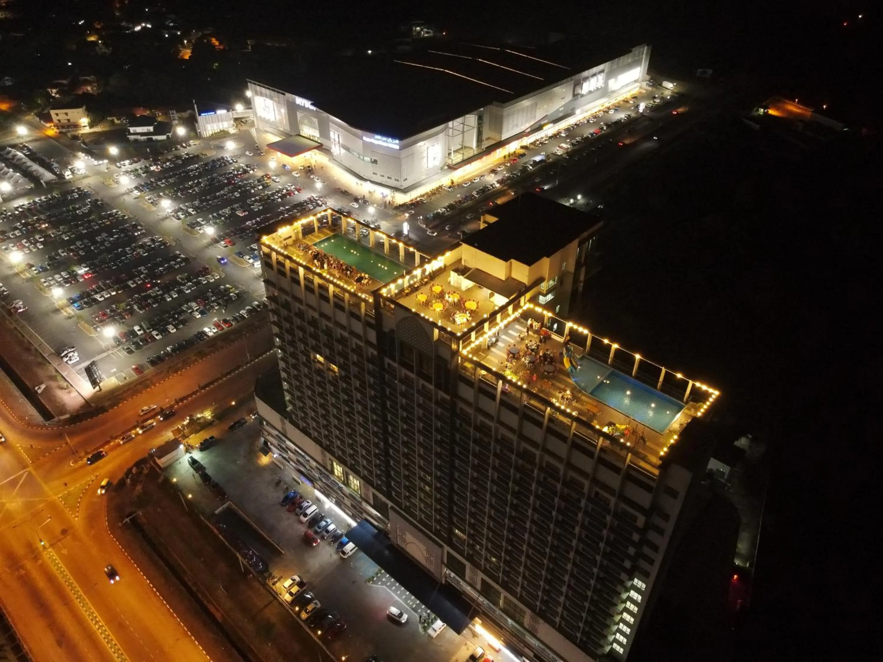 Swimming pool in H Elite Design Hotel