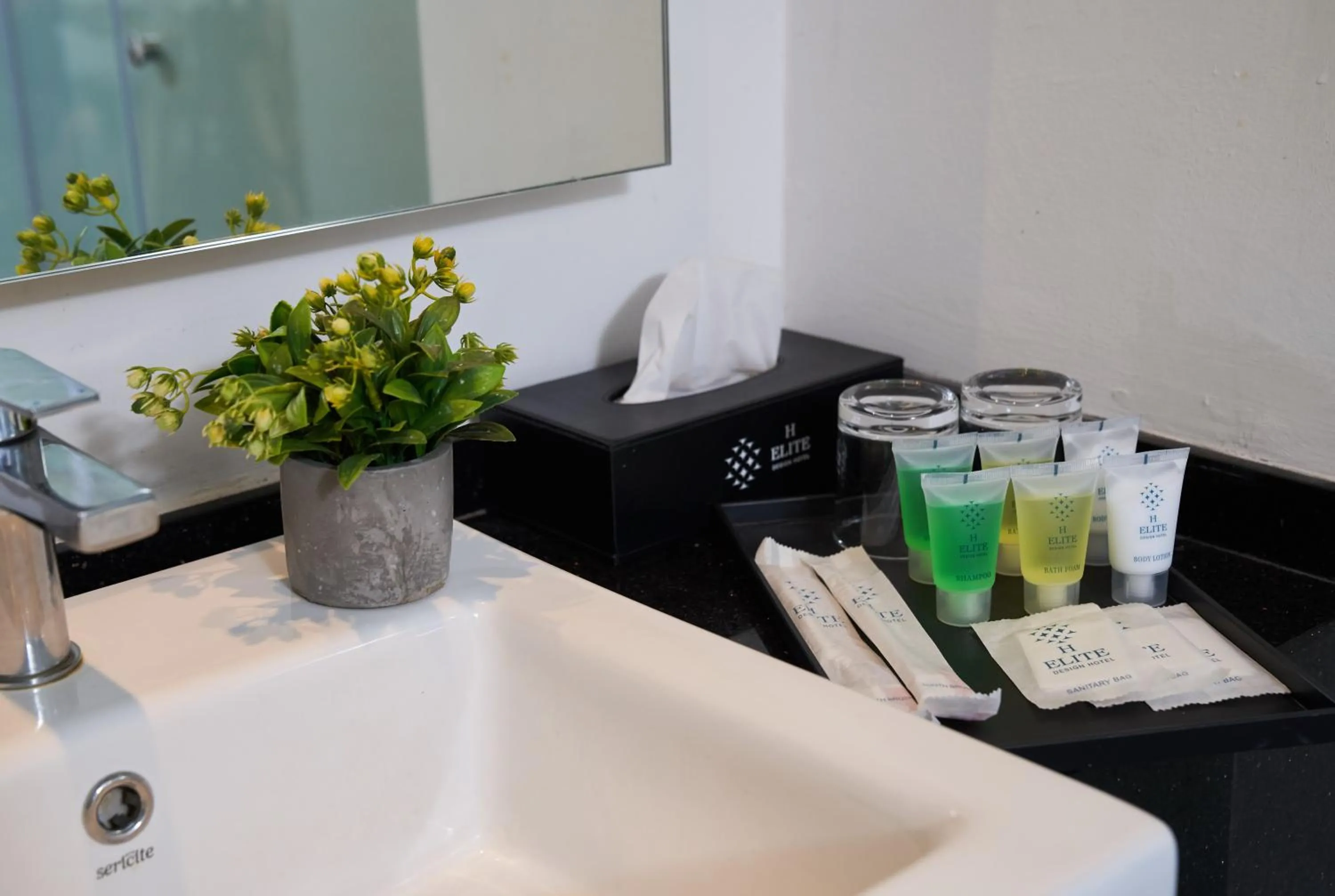 Bathroom in H Elite Design Hotel