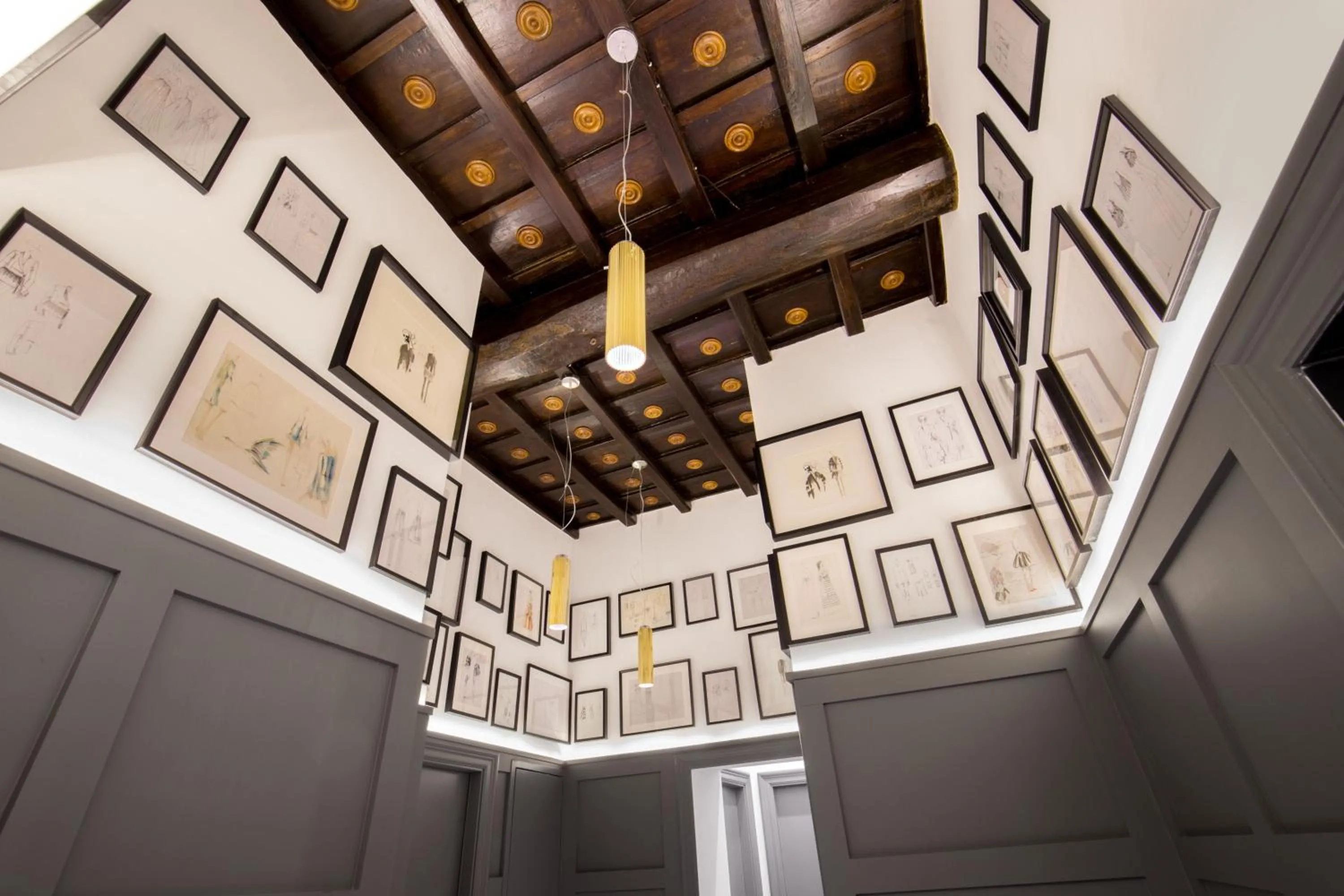 Lobby or reception in Almaìt