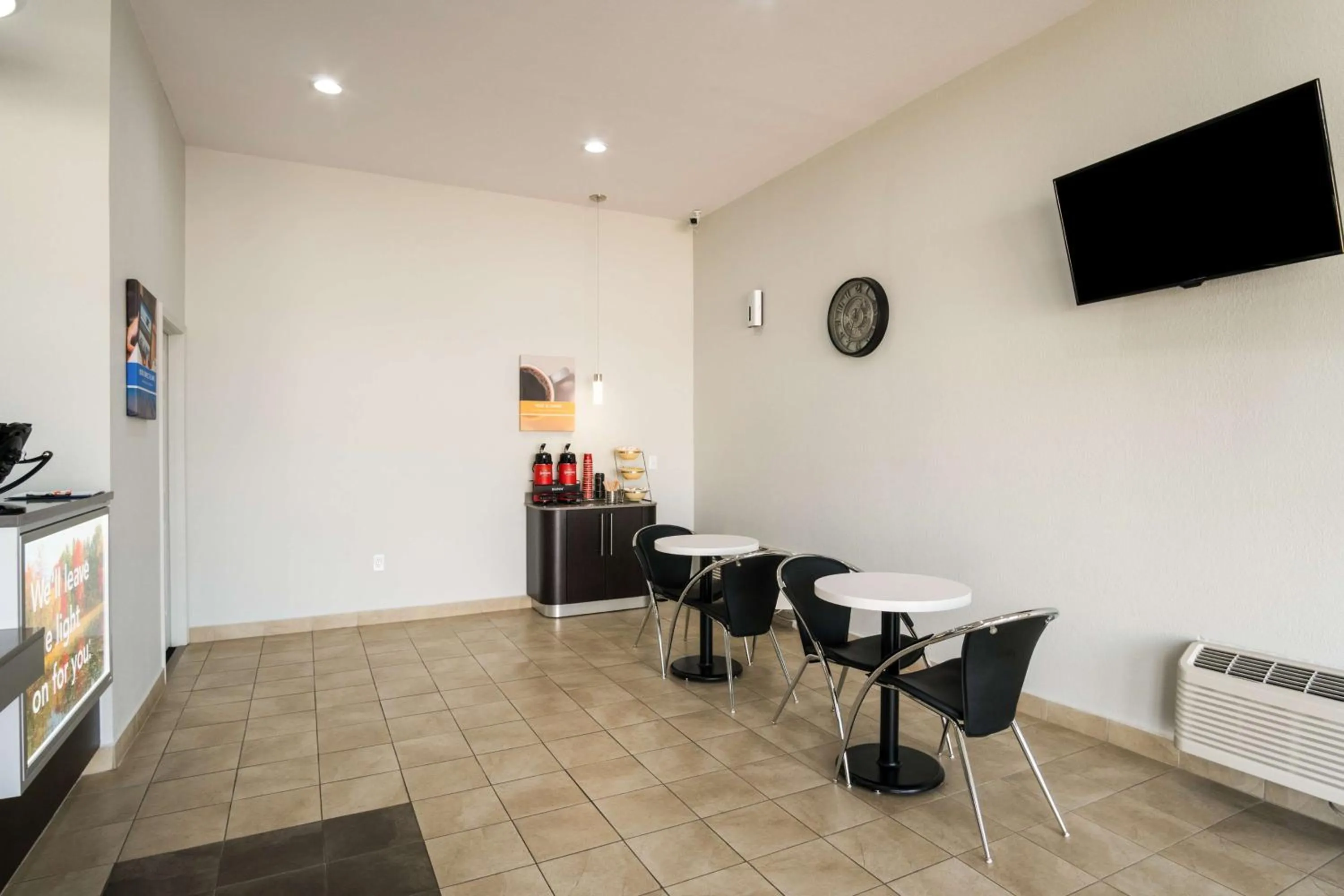 Lobby or reception in Motel 6-Lexington, KY - Airport