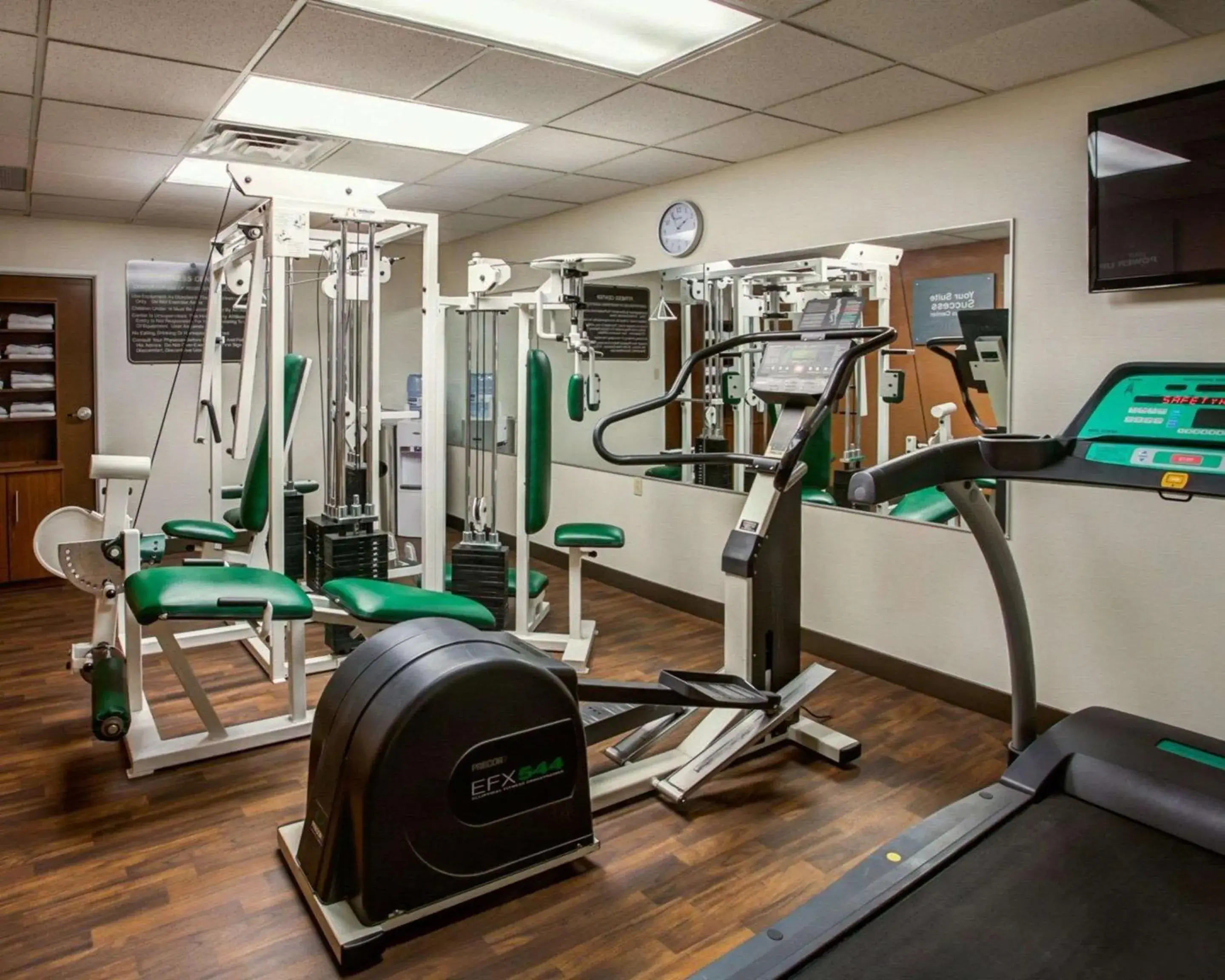 Fitness centre/facilities in Comfort Suites Georgetown Fitness centre/facilities in Comfort Suites Georgetown