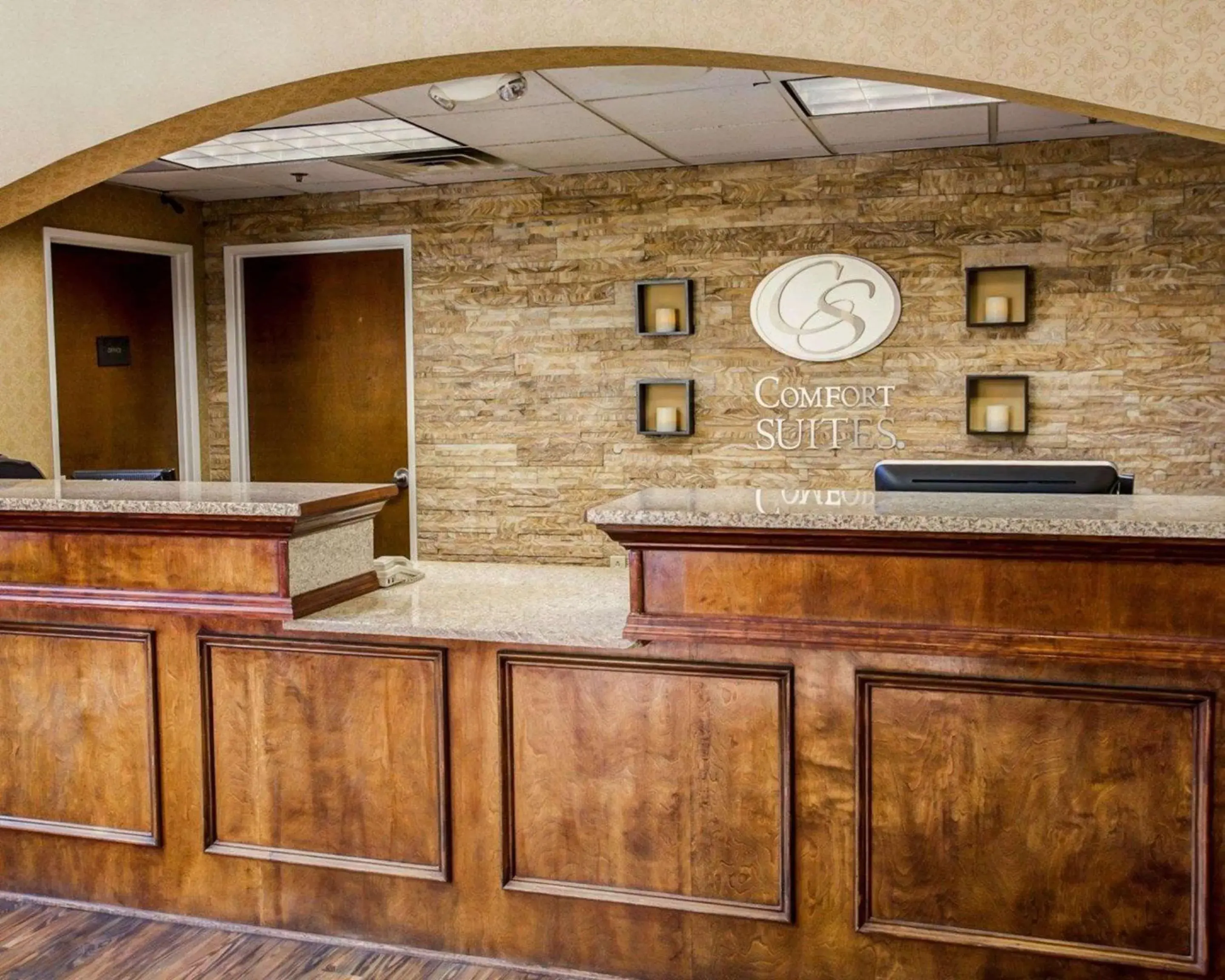 Lobby or reception in Comfort Suites Georgetown Lobby or reception in Comfort Suites Georgetown