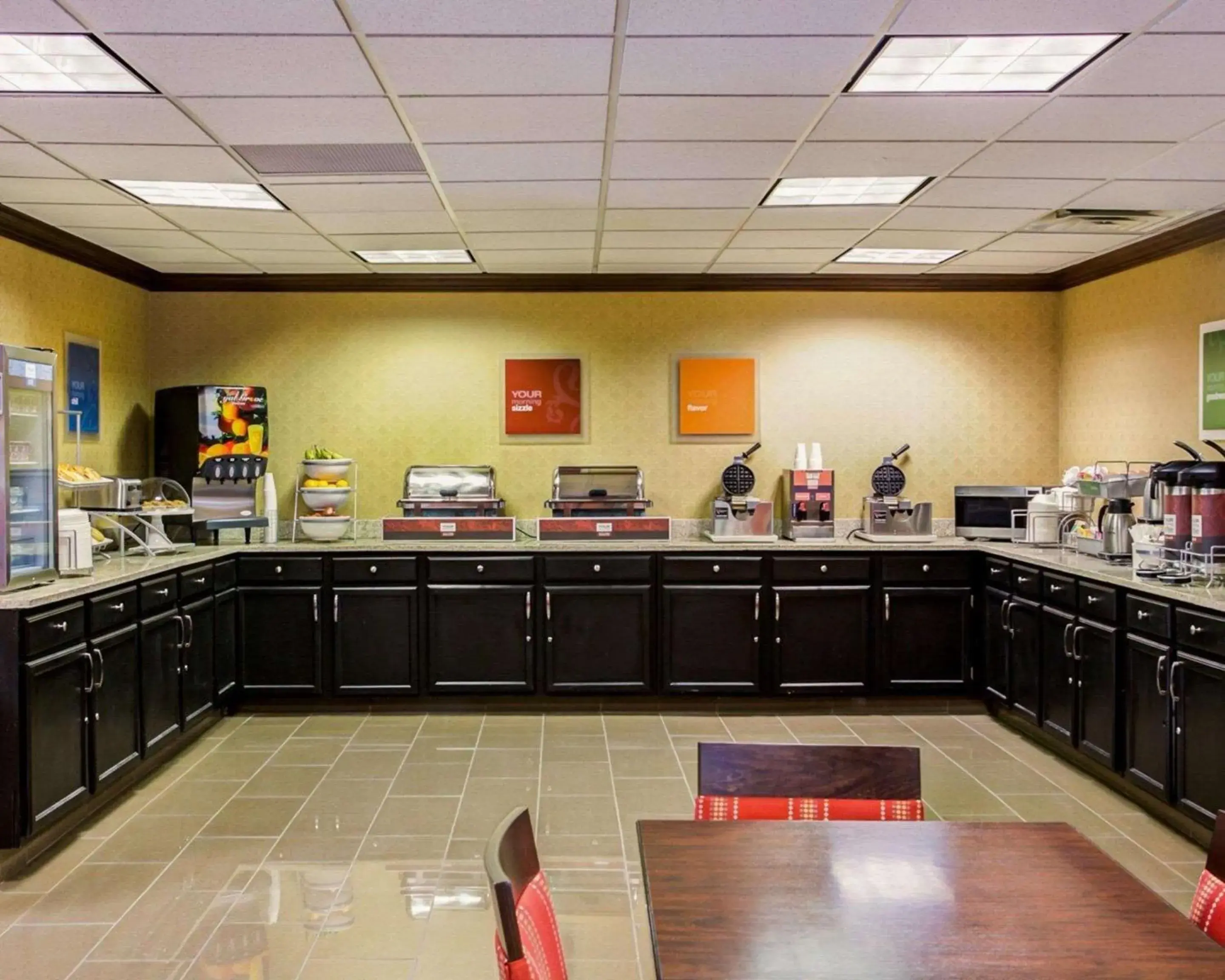 Restaurant/places to eat in Comfort Suites Georgetown Restaurant/places to eat in Comfort Suites Georgetown