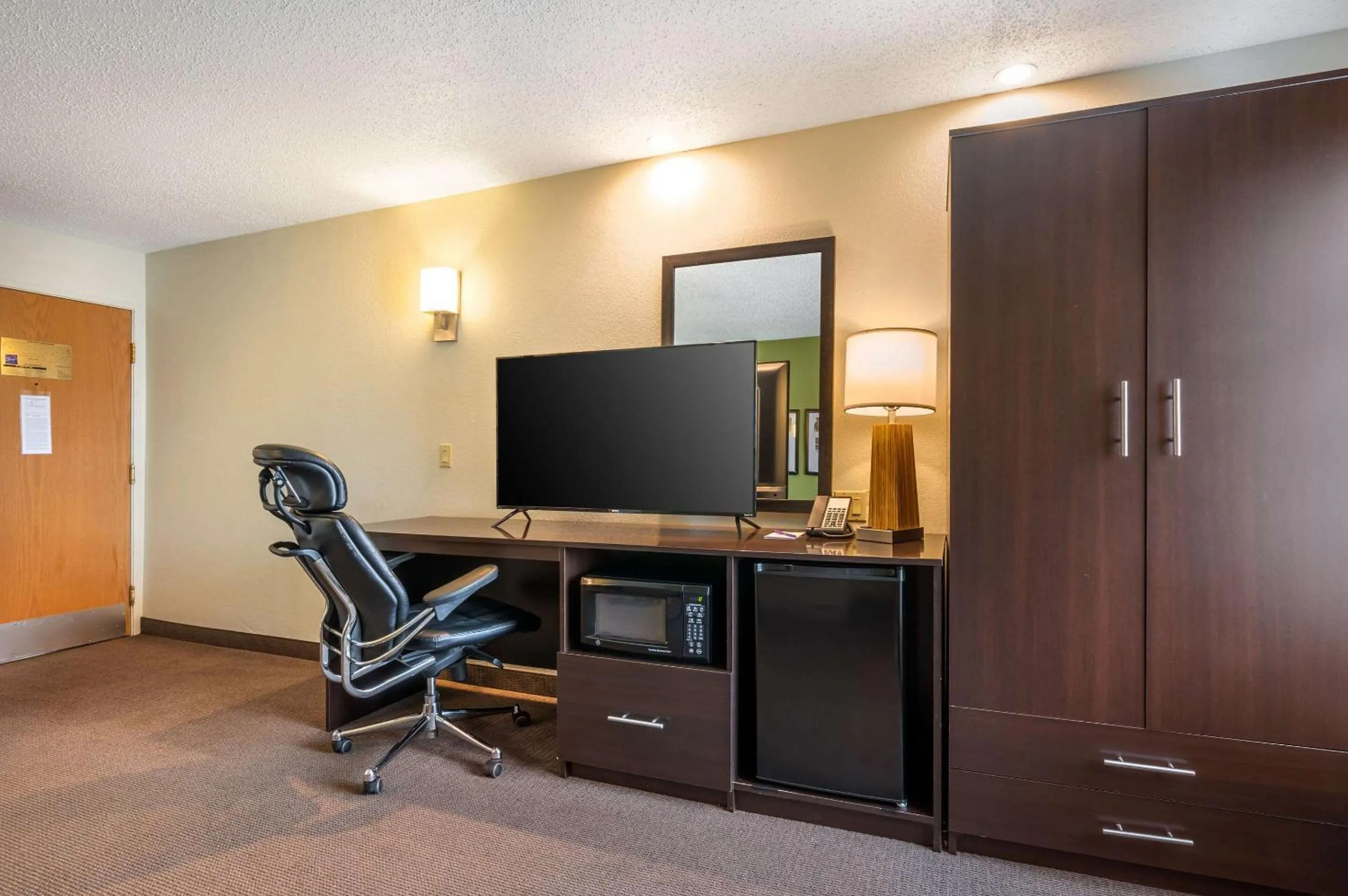 Bedroom in Sleep Inn Henderson-Evansville South