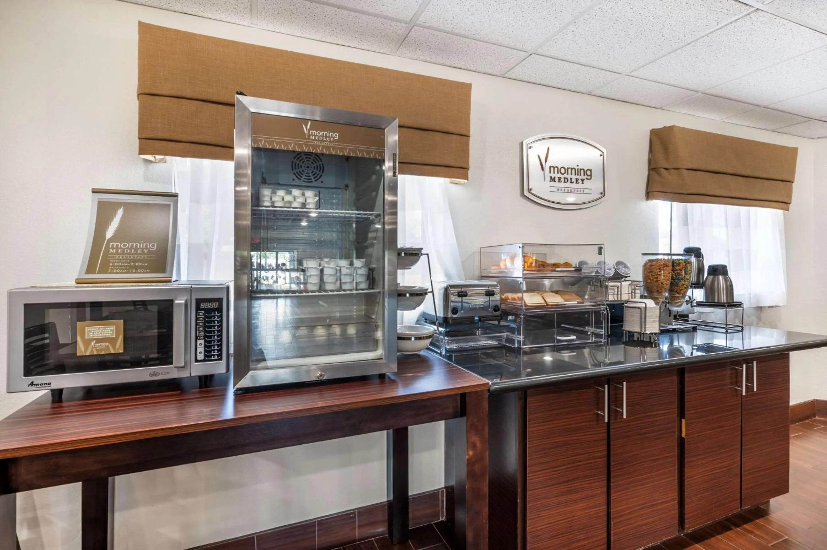 Breakfast in Sleep Inn Henderson-Evansville South