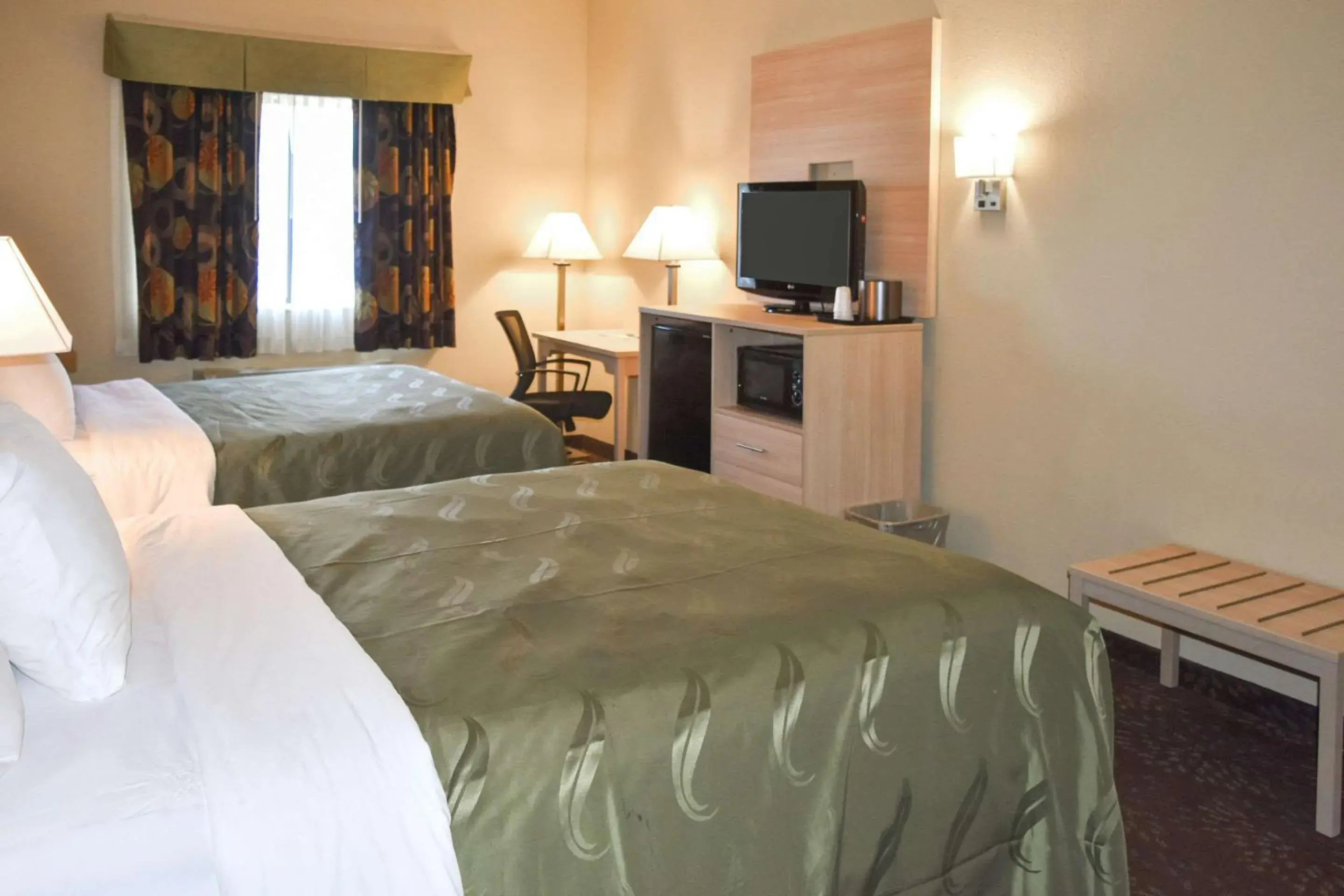 Bedroom, Bed in Quality Inn & Suites Brooks Louisville South Bedroom, Bed in Quality Inn & Suites Brooks Louisville South