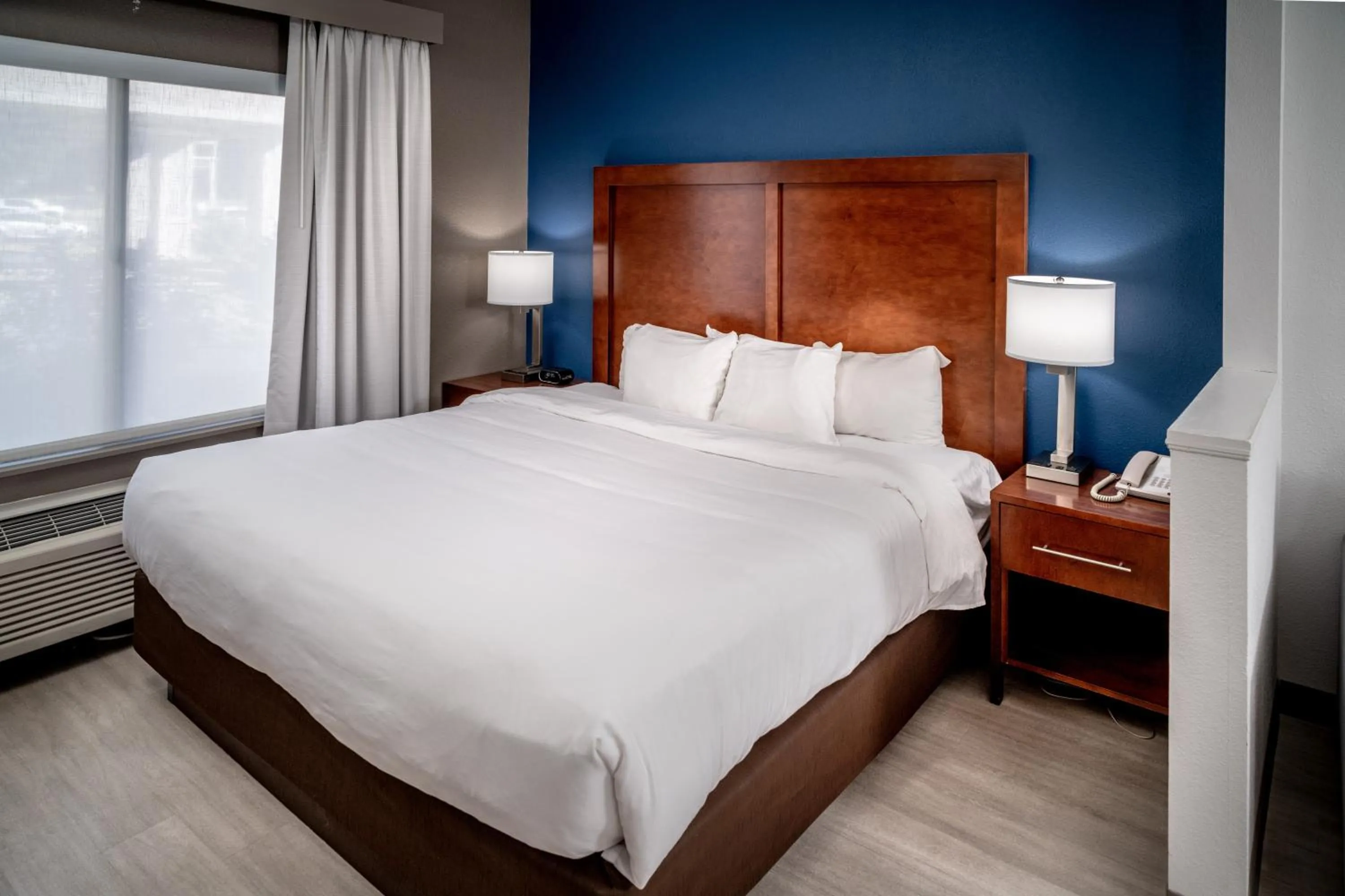 Bed in Comfort Suites Prestonsburg West