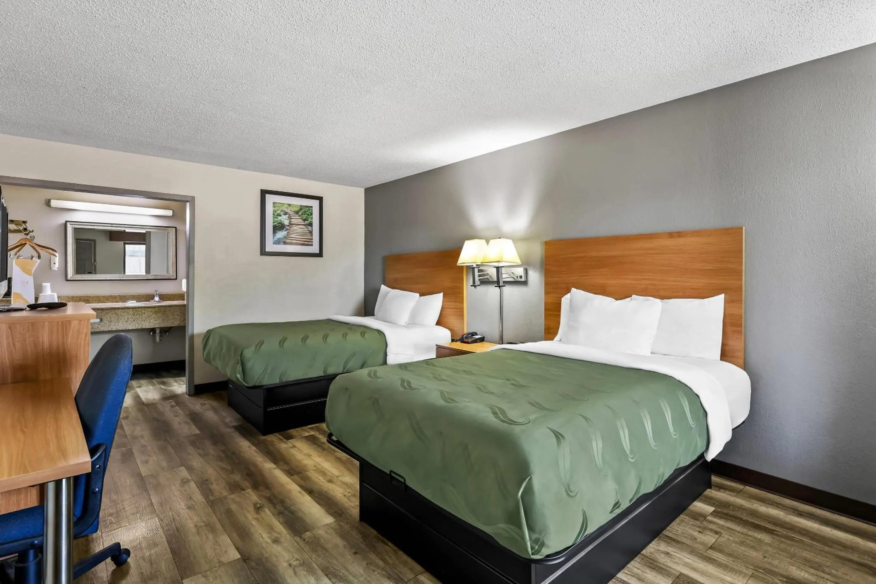 Bedroom, Bed in Quality Inn Bowling Green South