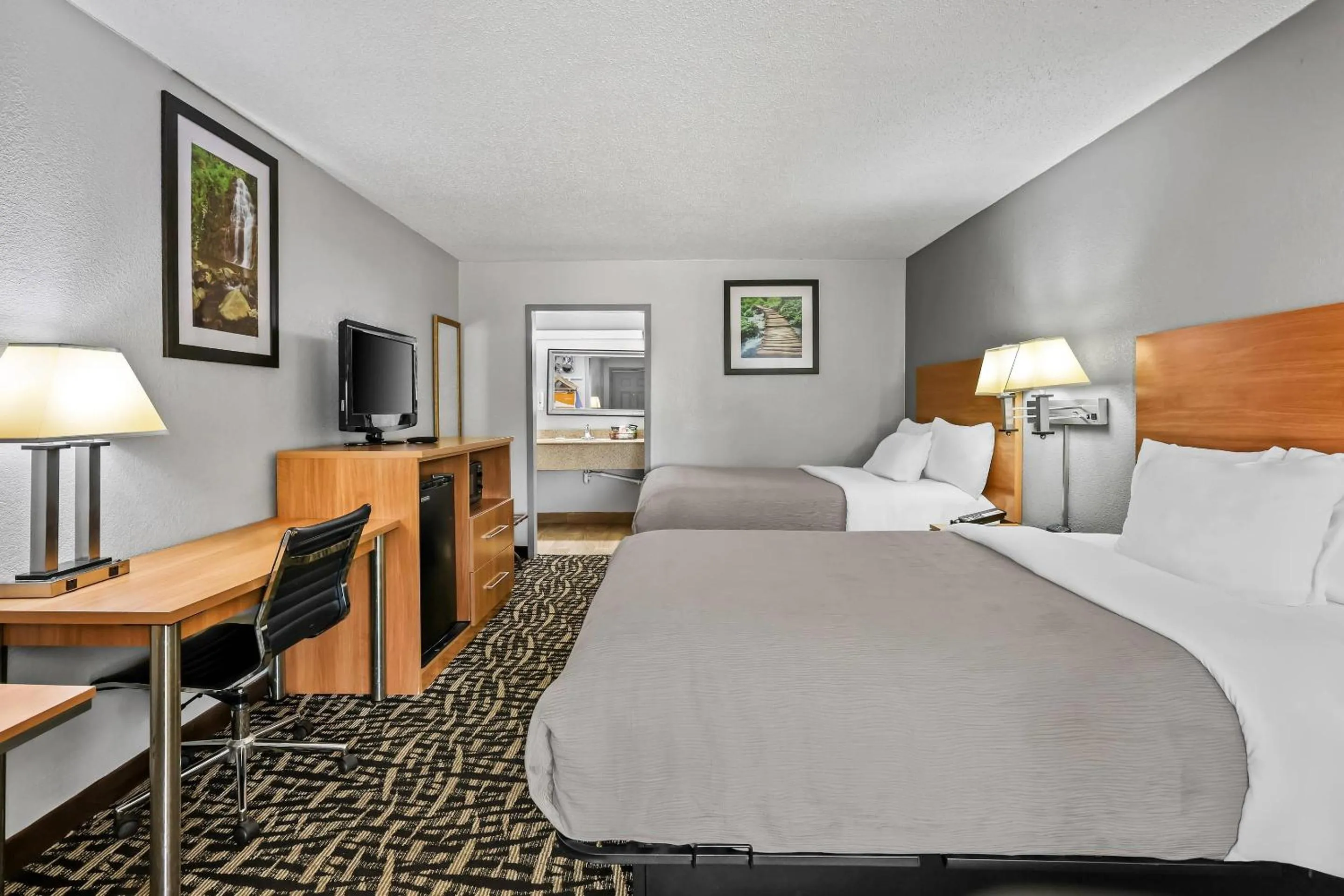 Bedroom, Bed in Quality Inn Bowling Green South