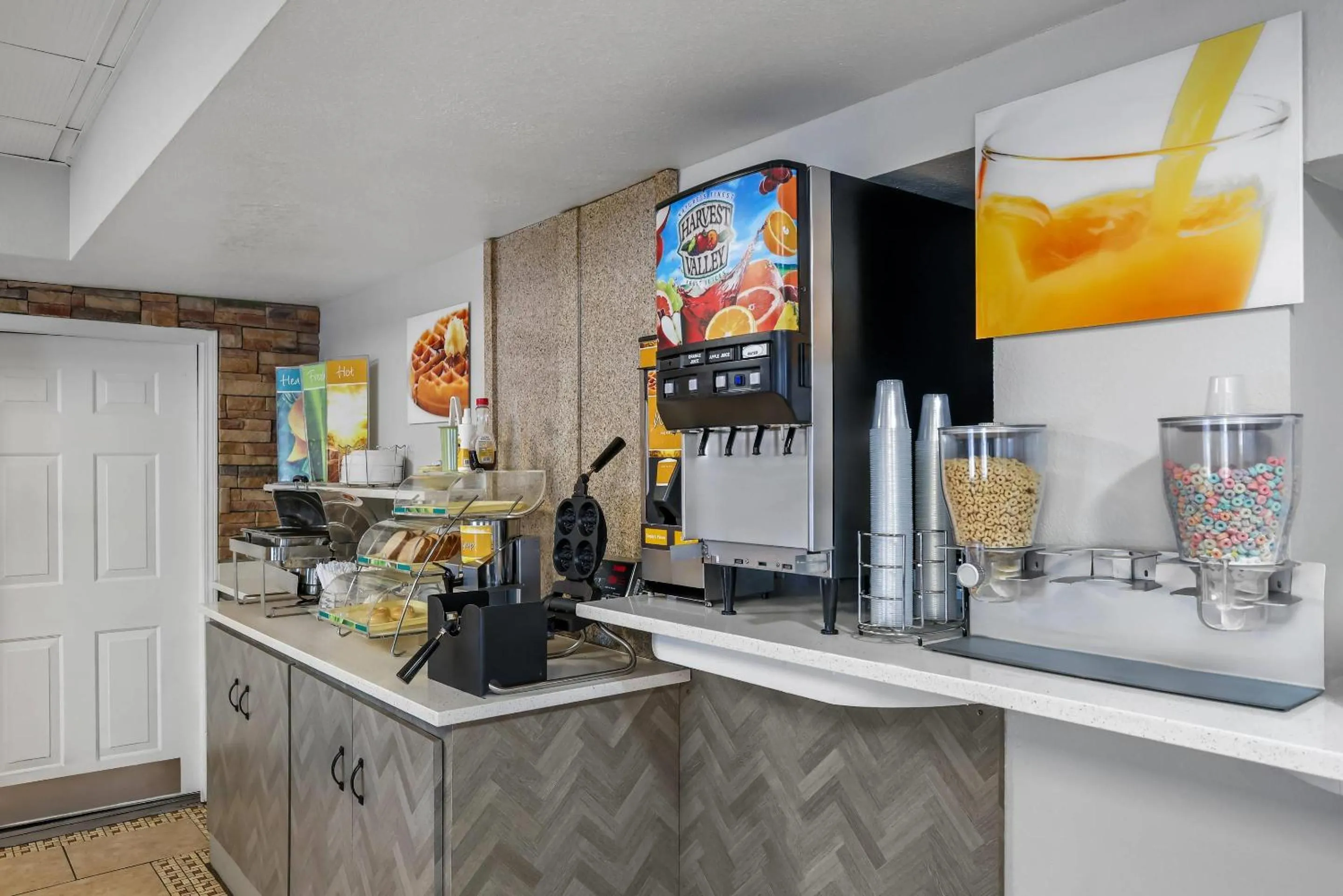 Breakfast in Quality Inn Bowling Green South