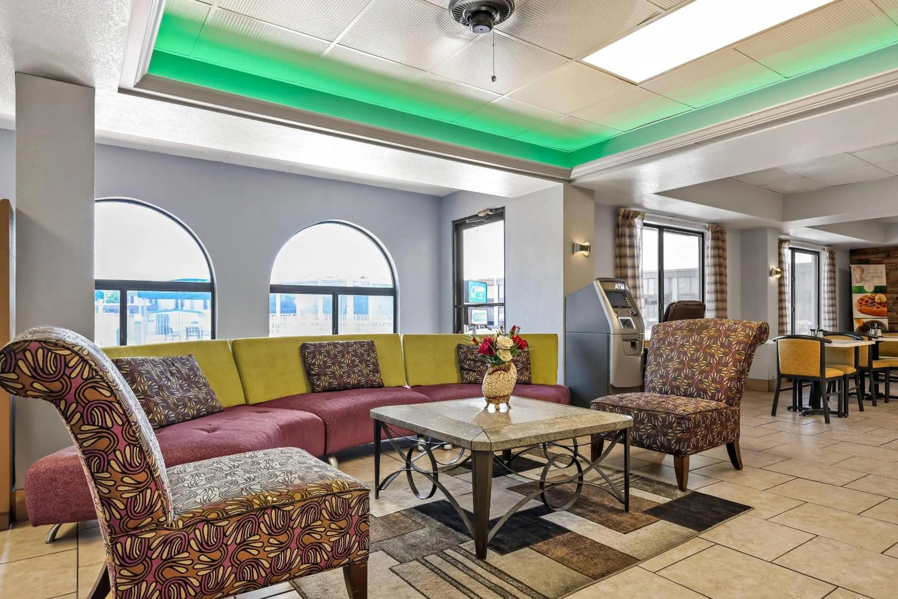 Lobby or reception in Quality Inn Bowling Green South