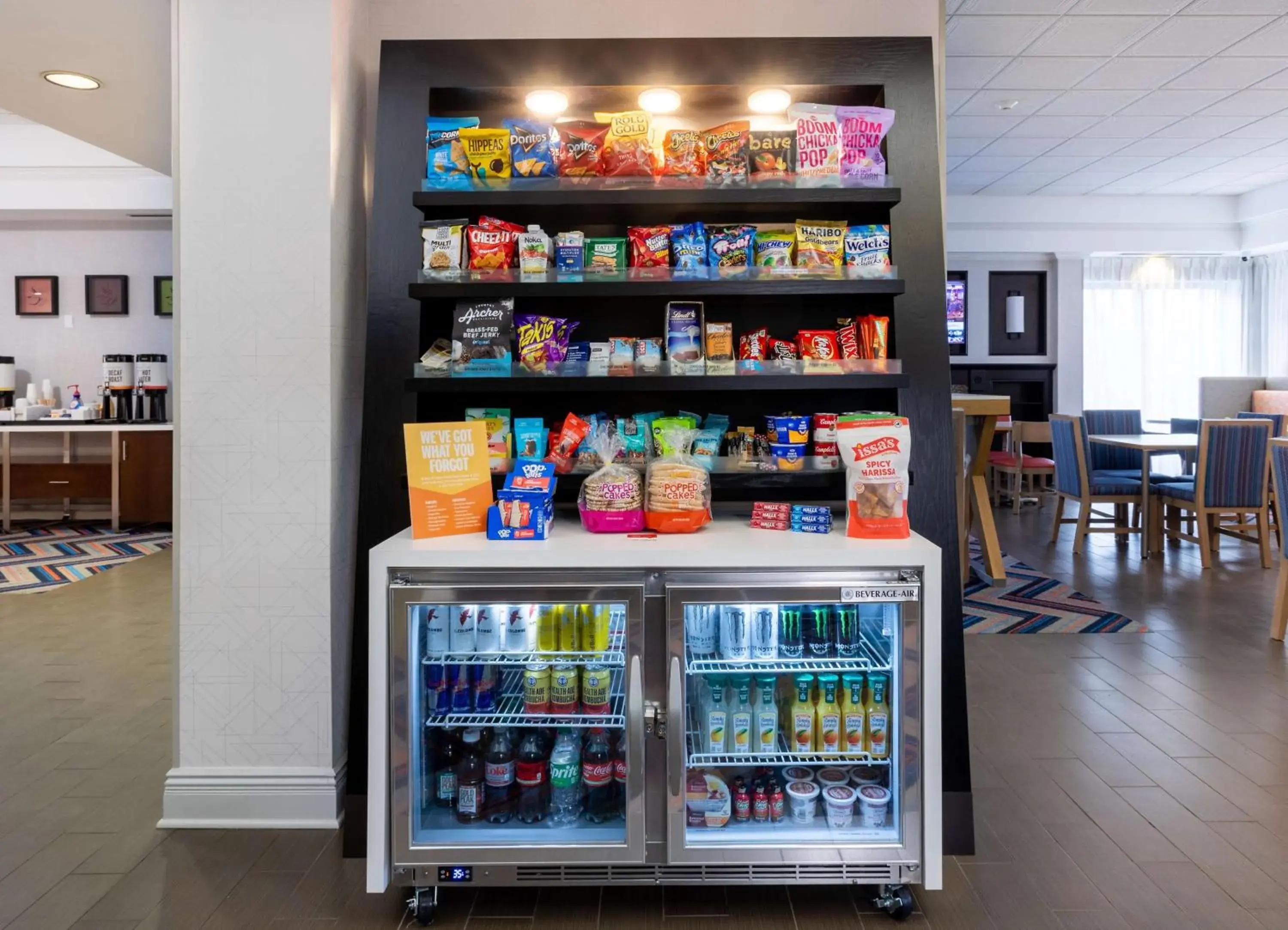 Food and drinks in Hampton Inn Buffalo-South/I-90 Food and drinks in Hampton Inn Buffalo-South/I-90