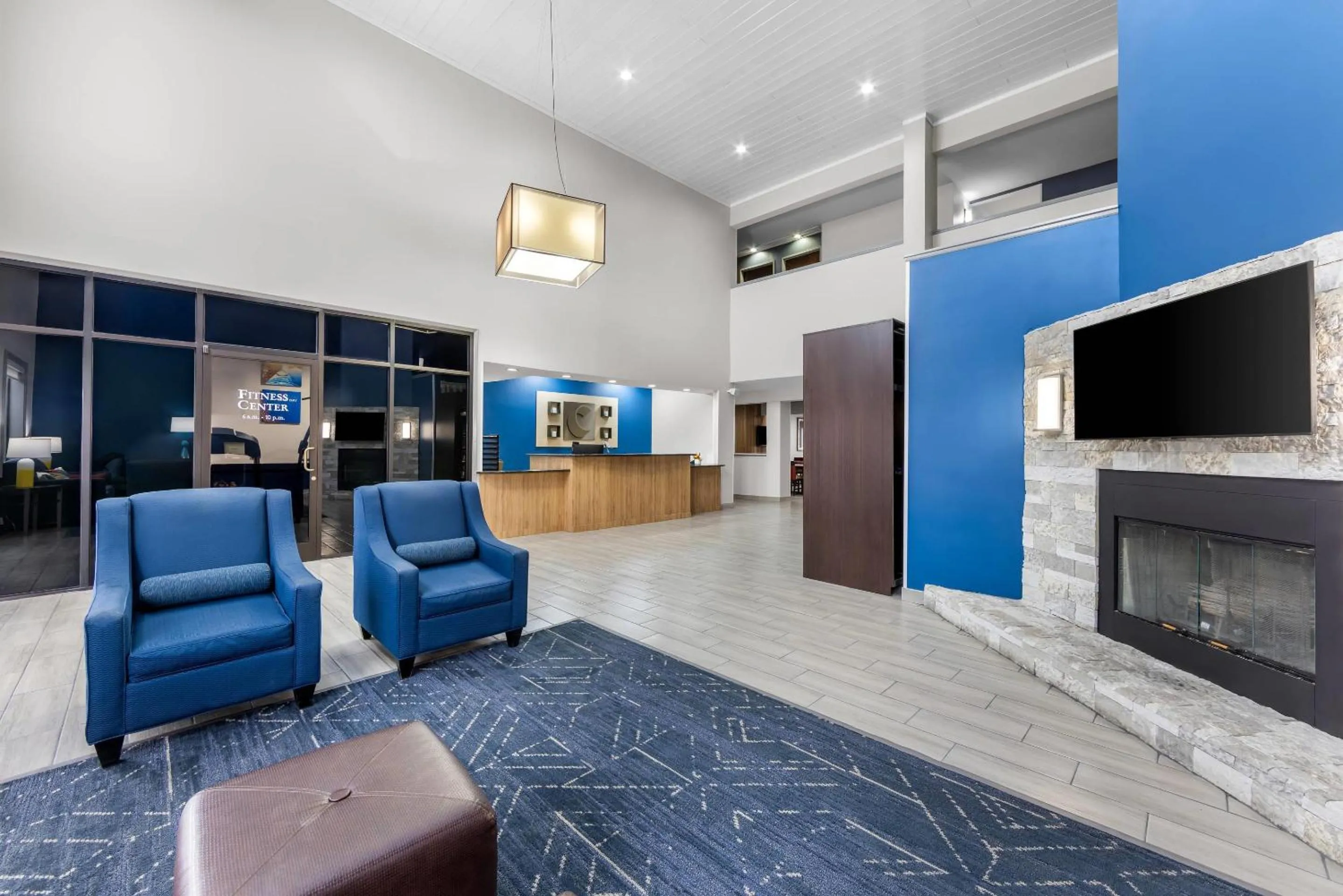 Lobby or reception in Comfort Suites London South