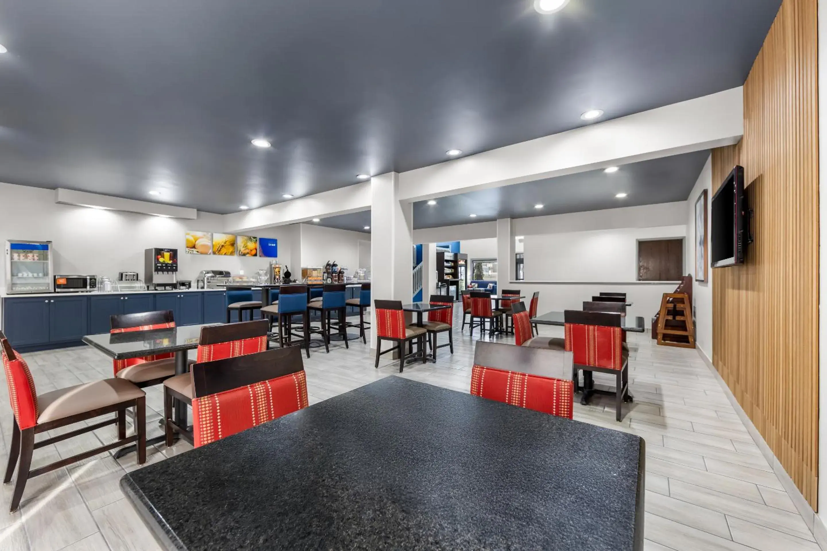 Breakfast in Comfort Suites London South Breakfast in Comfort Suites London South