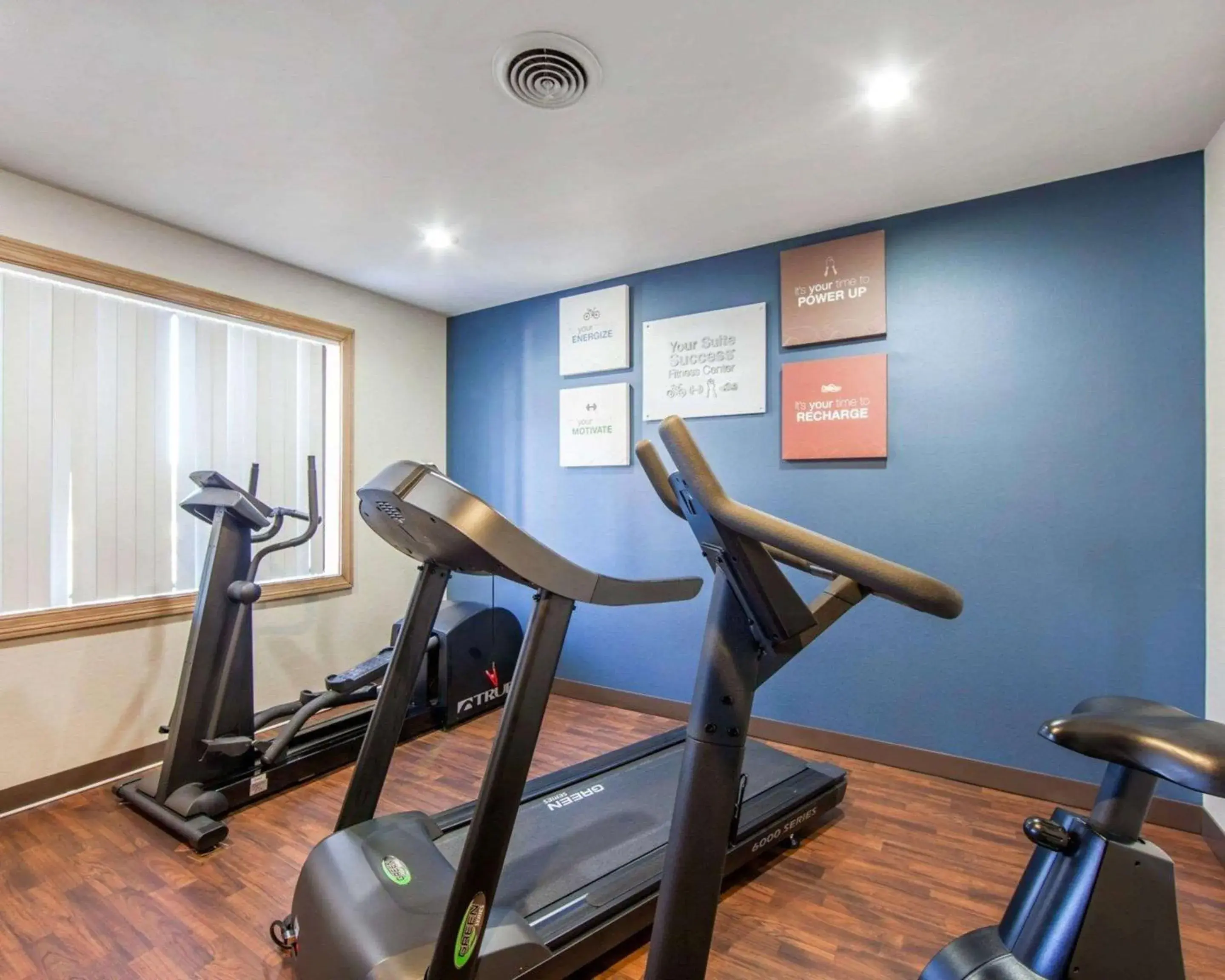 Fitness centre/facilities in Comfort Suites London South Fitness centre/facilities in Comfort Suites London South