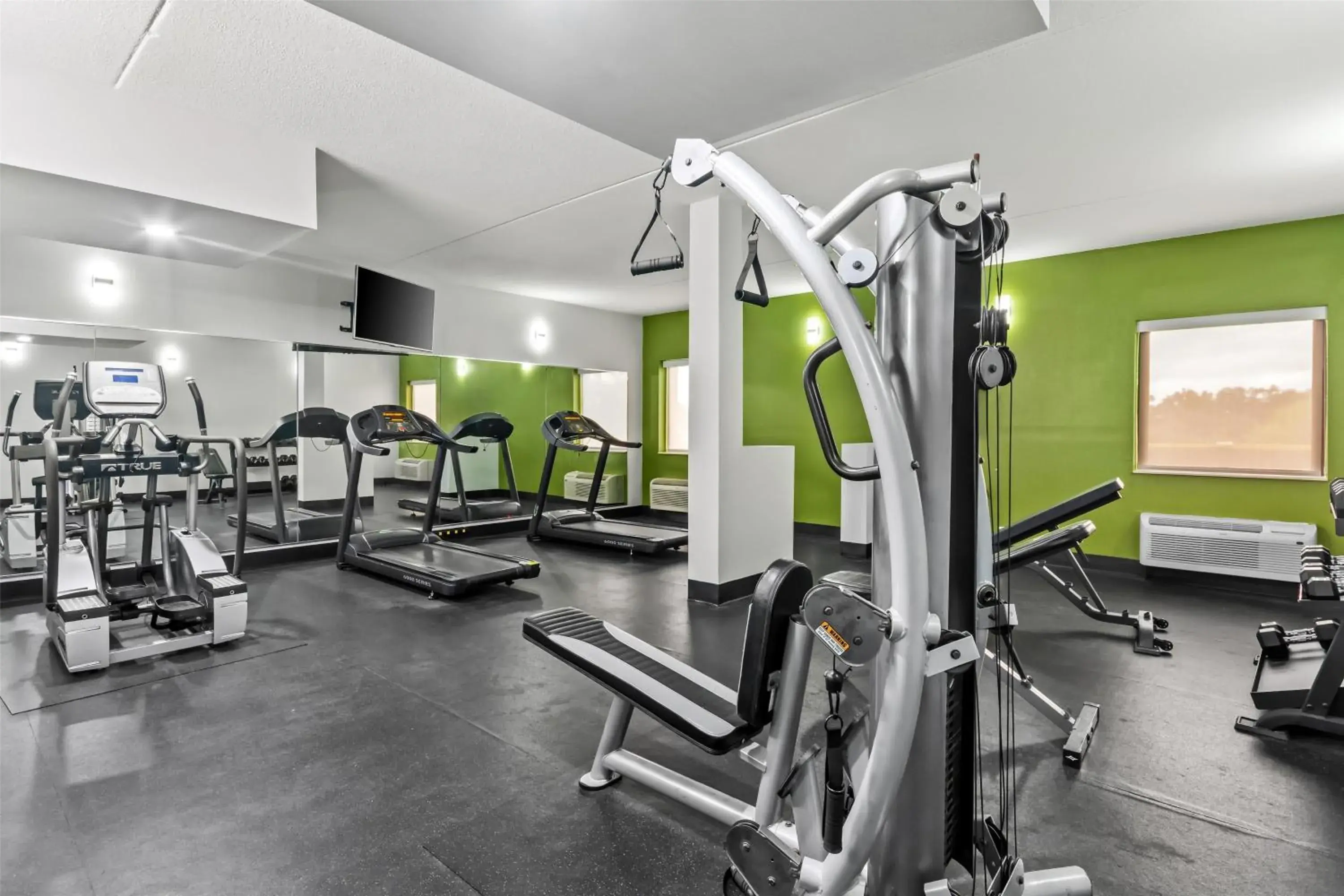 Fitness centre/facilities in Spark by Hilton Lexington Hamburg Fitness centre/facilities in Spark by Hilton Lexington Hamburg