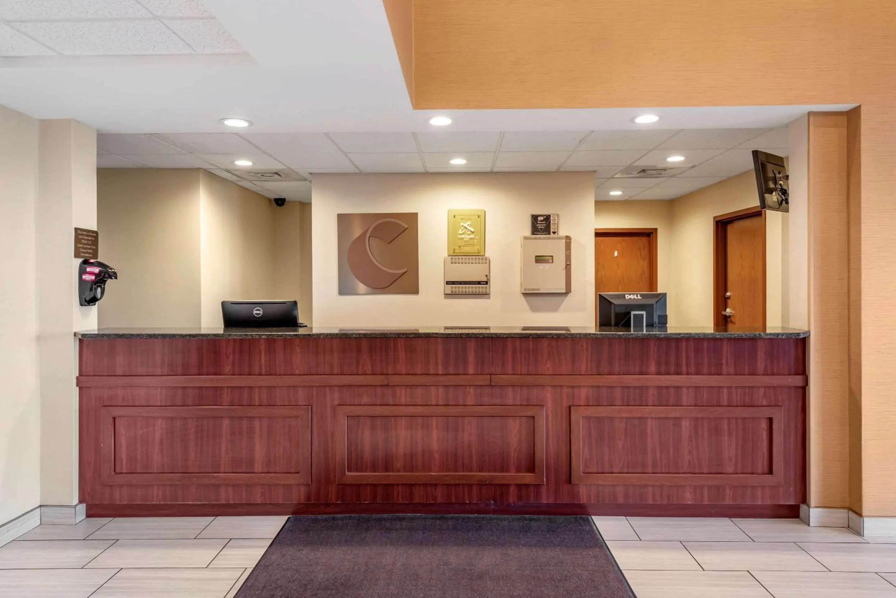 Lobby or reception in Comfort Inn & Suites