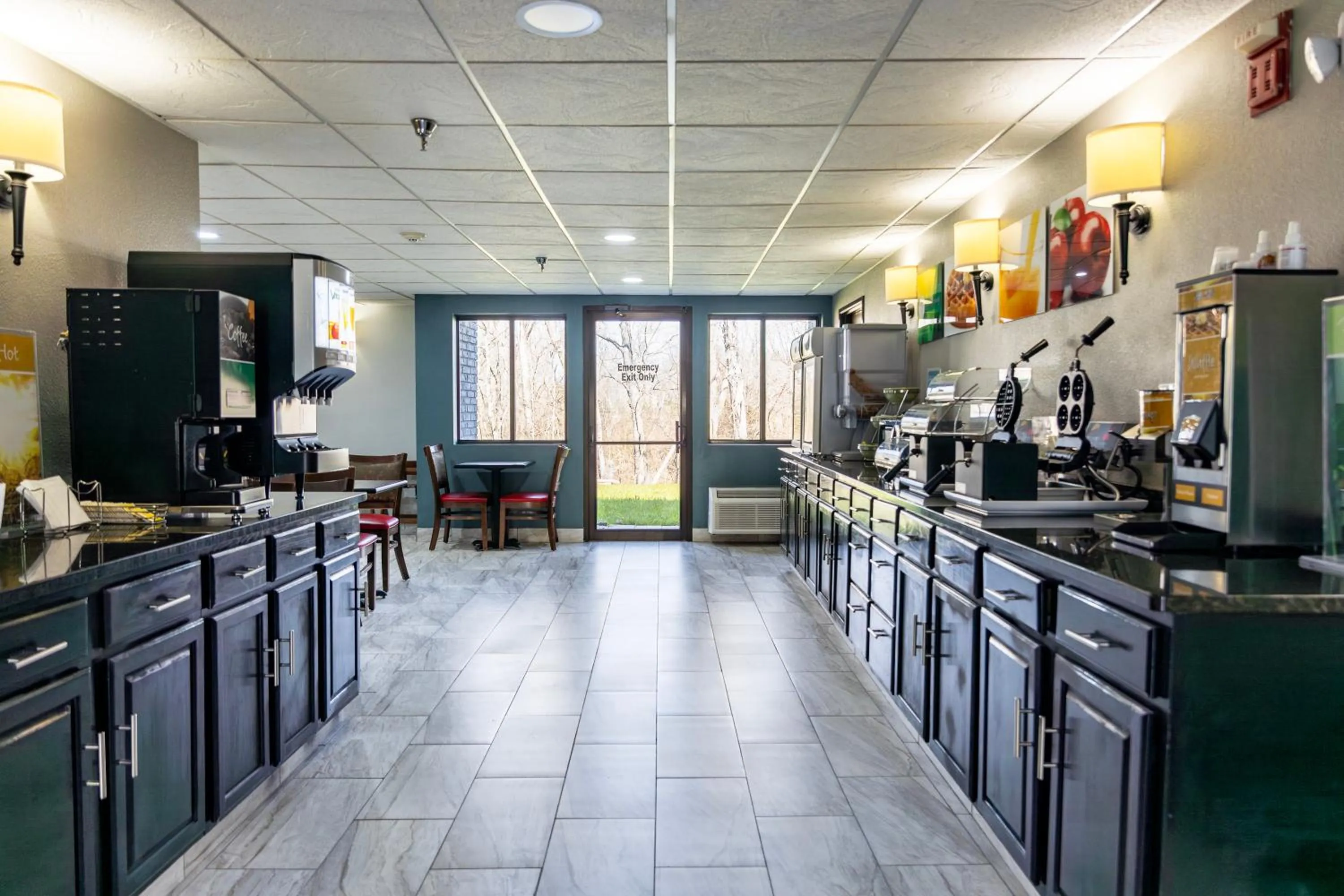 Coffee/tea facilities in Quality Inn Carrollton