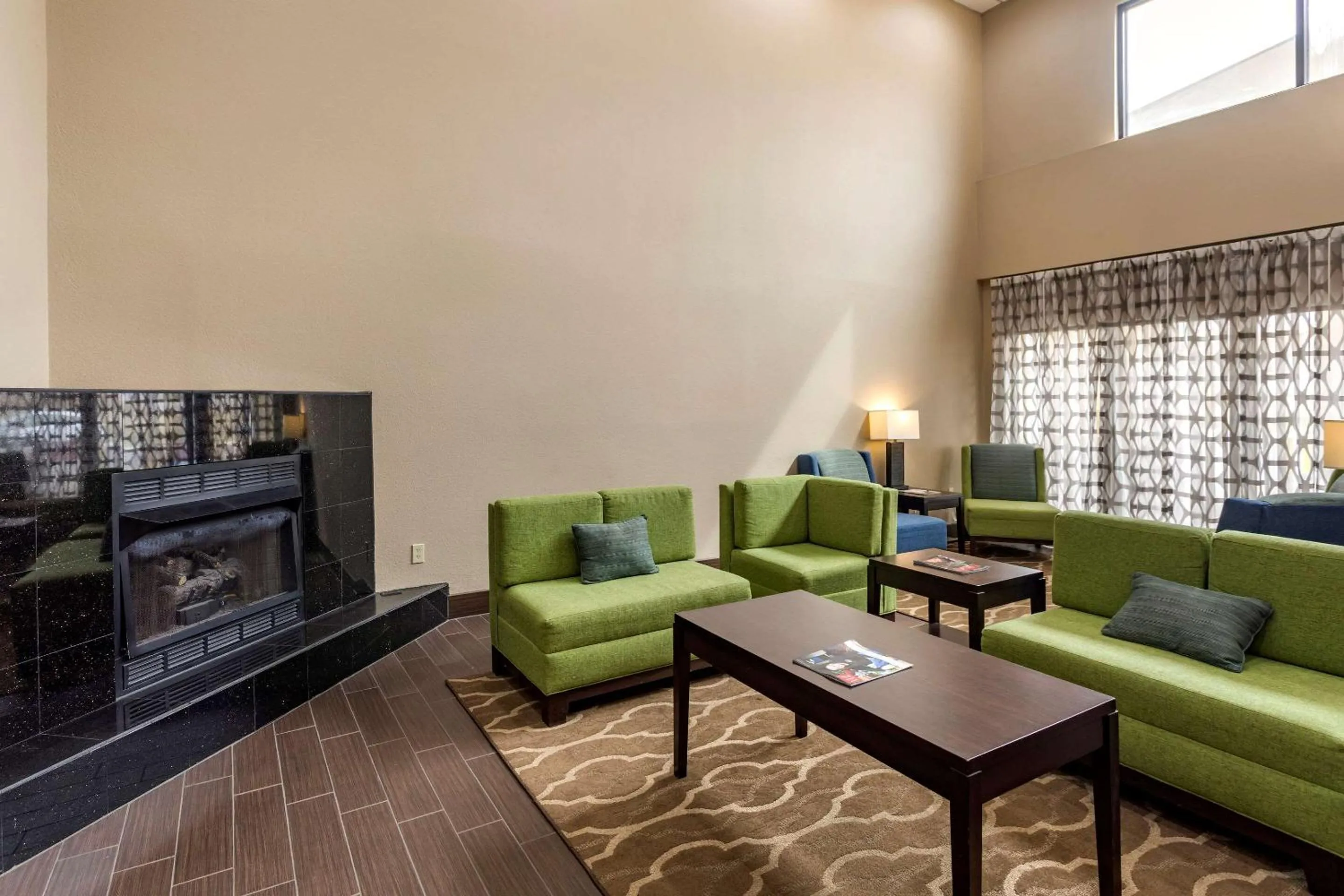 Lobby or reception in Comfort Inn Paducah I-24