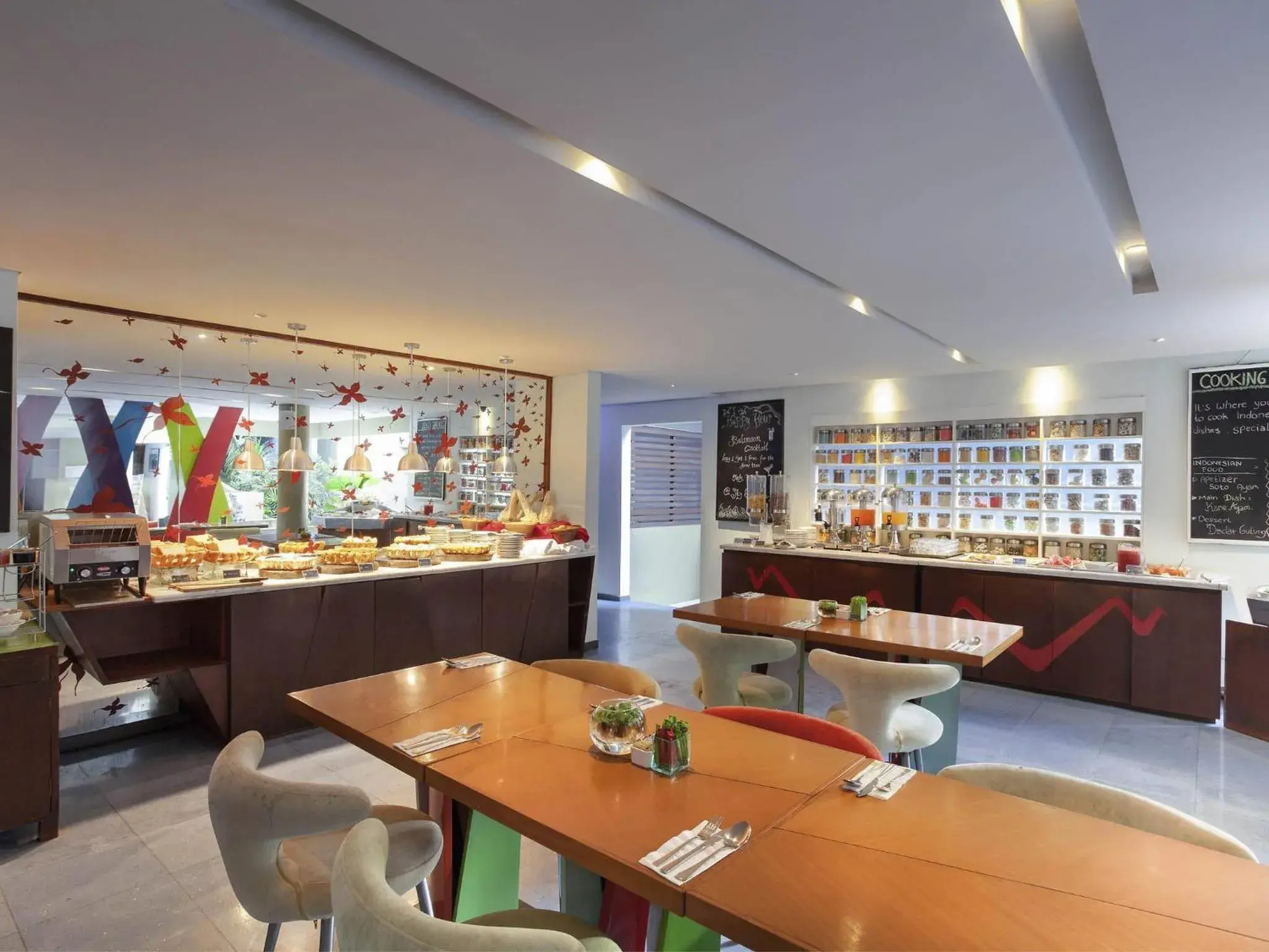 Restaurant/places to eat in ibis Styles Bali Legian Restaurant/places to eat in ibis Styles Bali Legian
