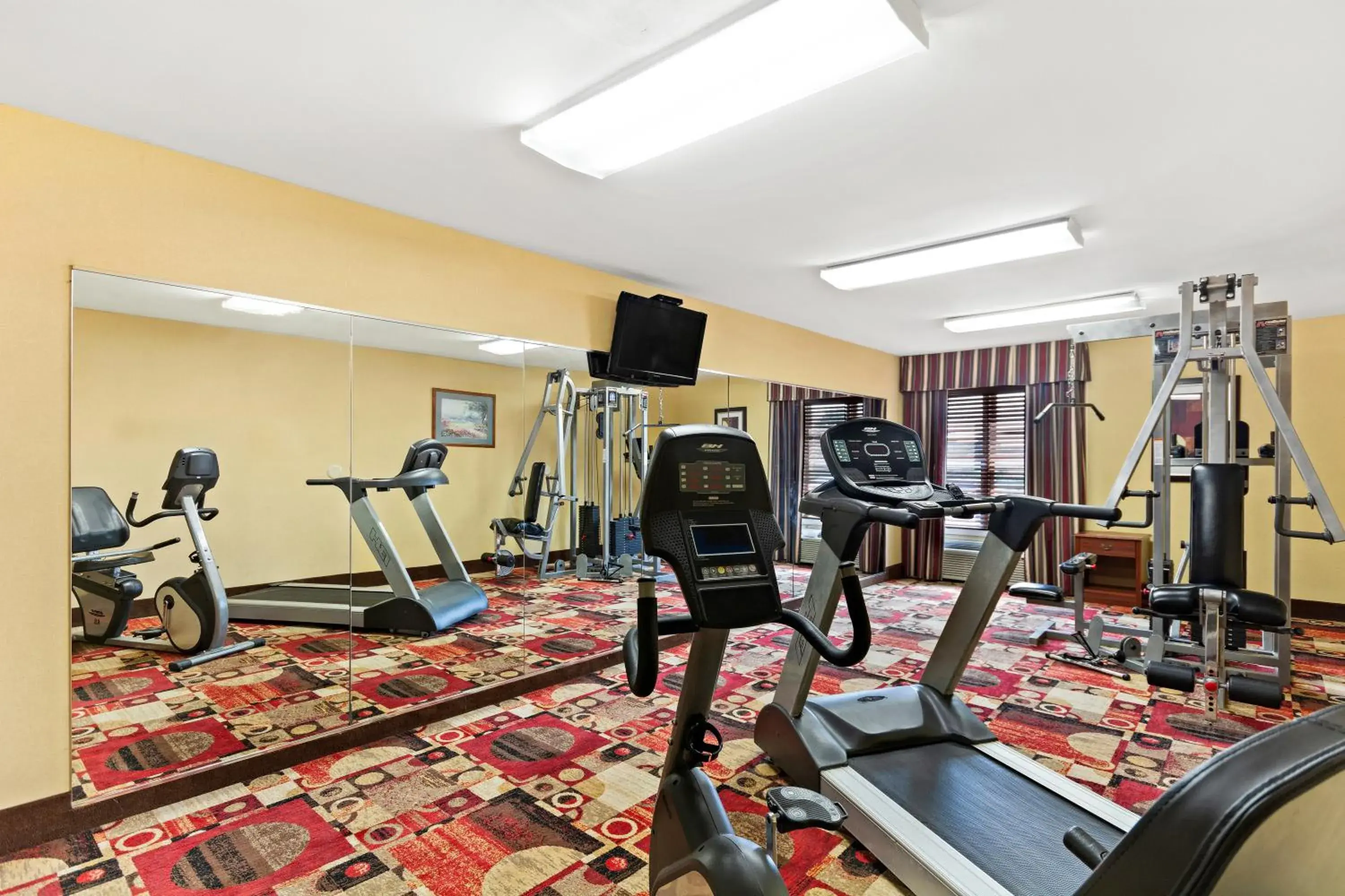 Fitness centre/facilities in Quality Inn Dry Ridge Fitness centre/facilities in Quality Inn Dry Ridge