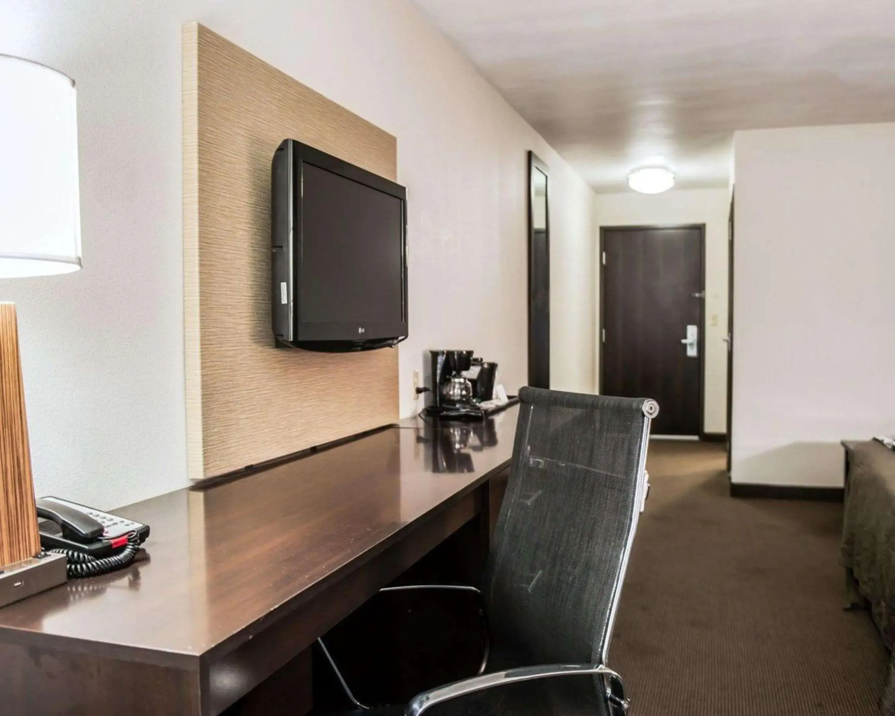 Photo of the whole room in Sleep Inn & Suites Fort Campbell Photo of the whole room in Sleep Inn & Suites Fort Campbell