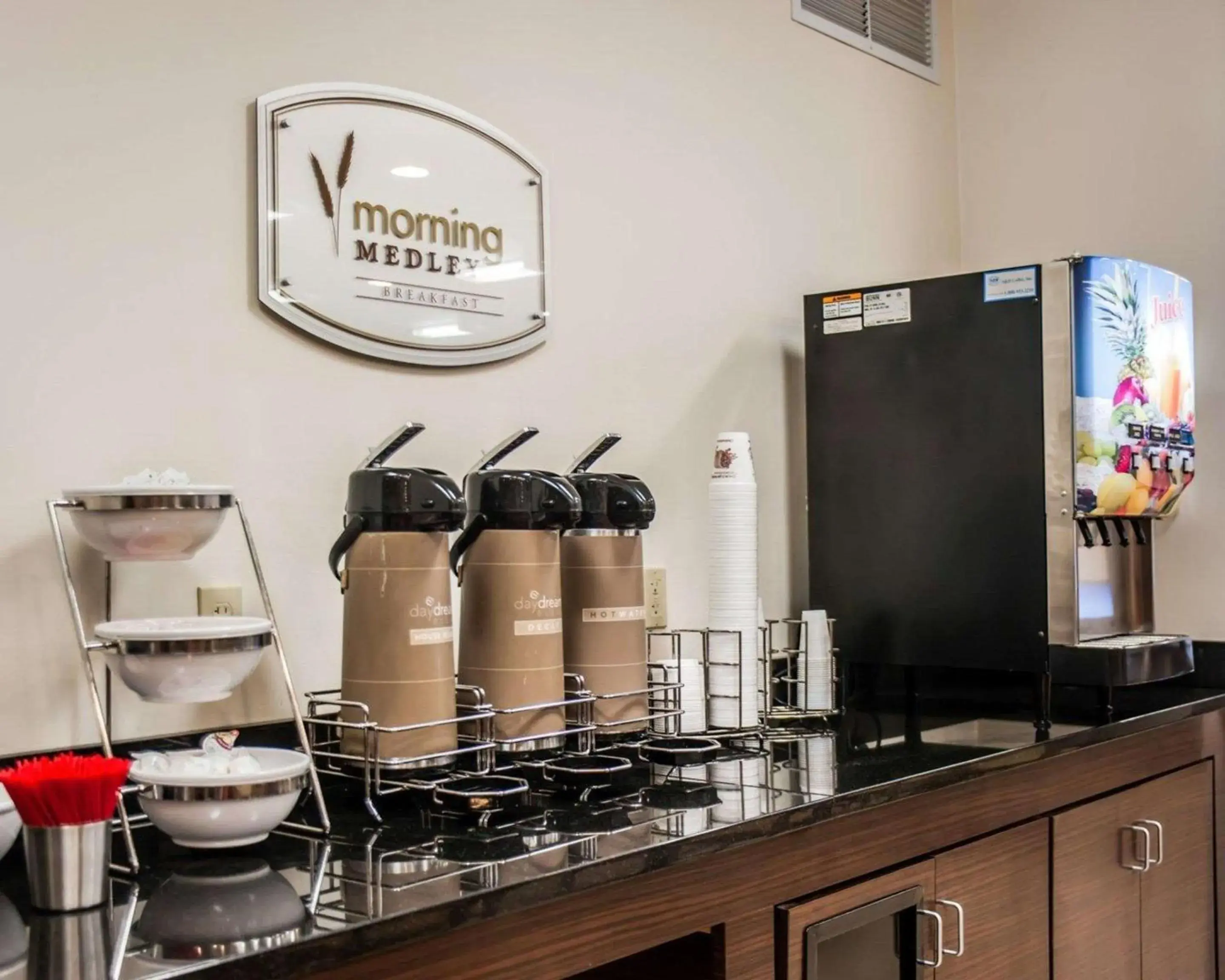 Restaurant/places to eat in Sleep Inn & Suites Fort Campbell Restaurant/places to eat in Sleep Inn & Suites Fort Campbell