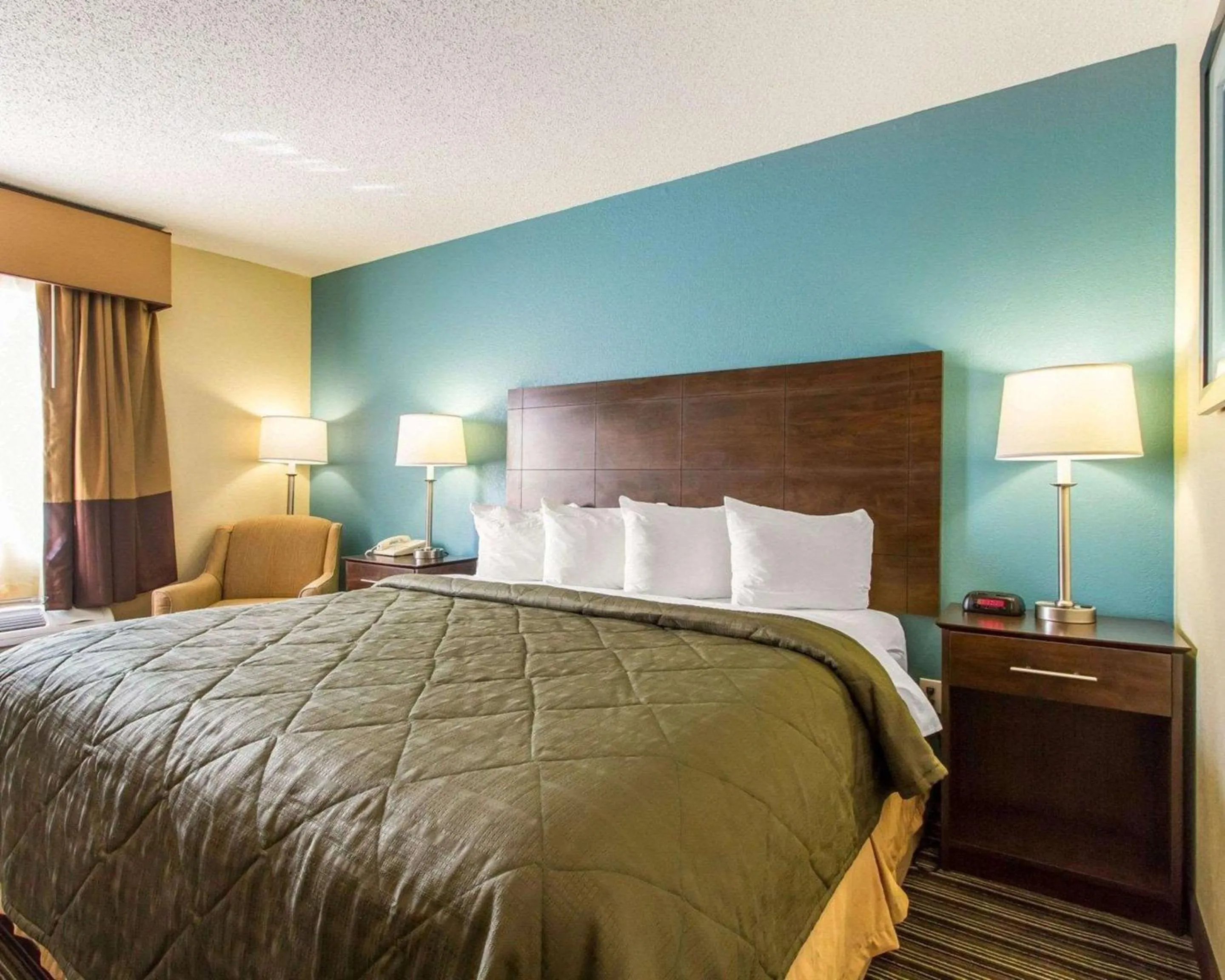 Photo of the whole room in Quality Inn Murray University Area