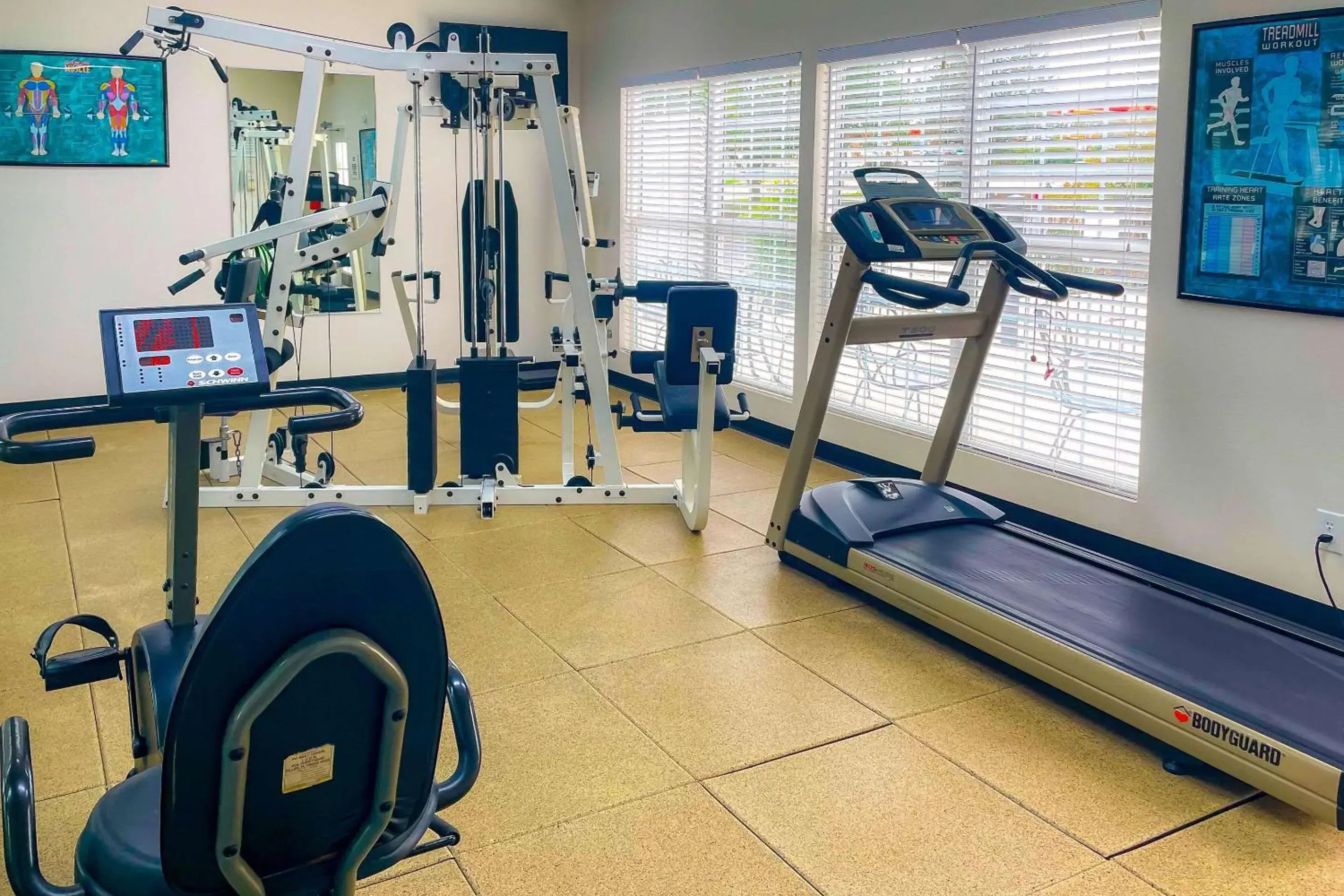 Fitness centre/facilities in Quality Inn Richmond Fitness centre/facilities in Quality Inn Richmond