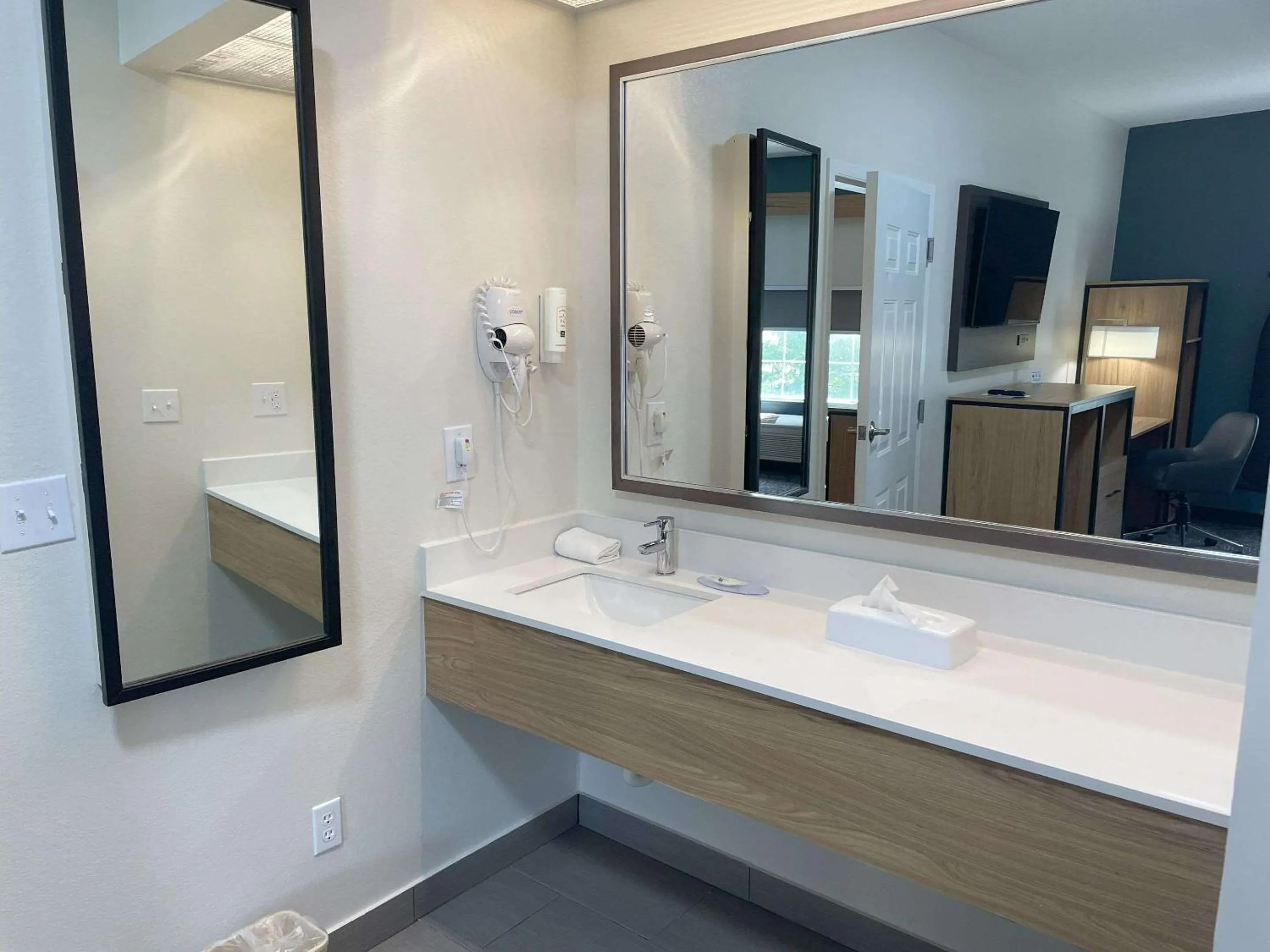 Bedroom in Quality Inn Richmond