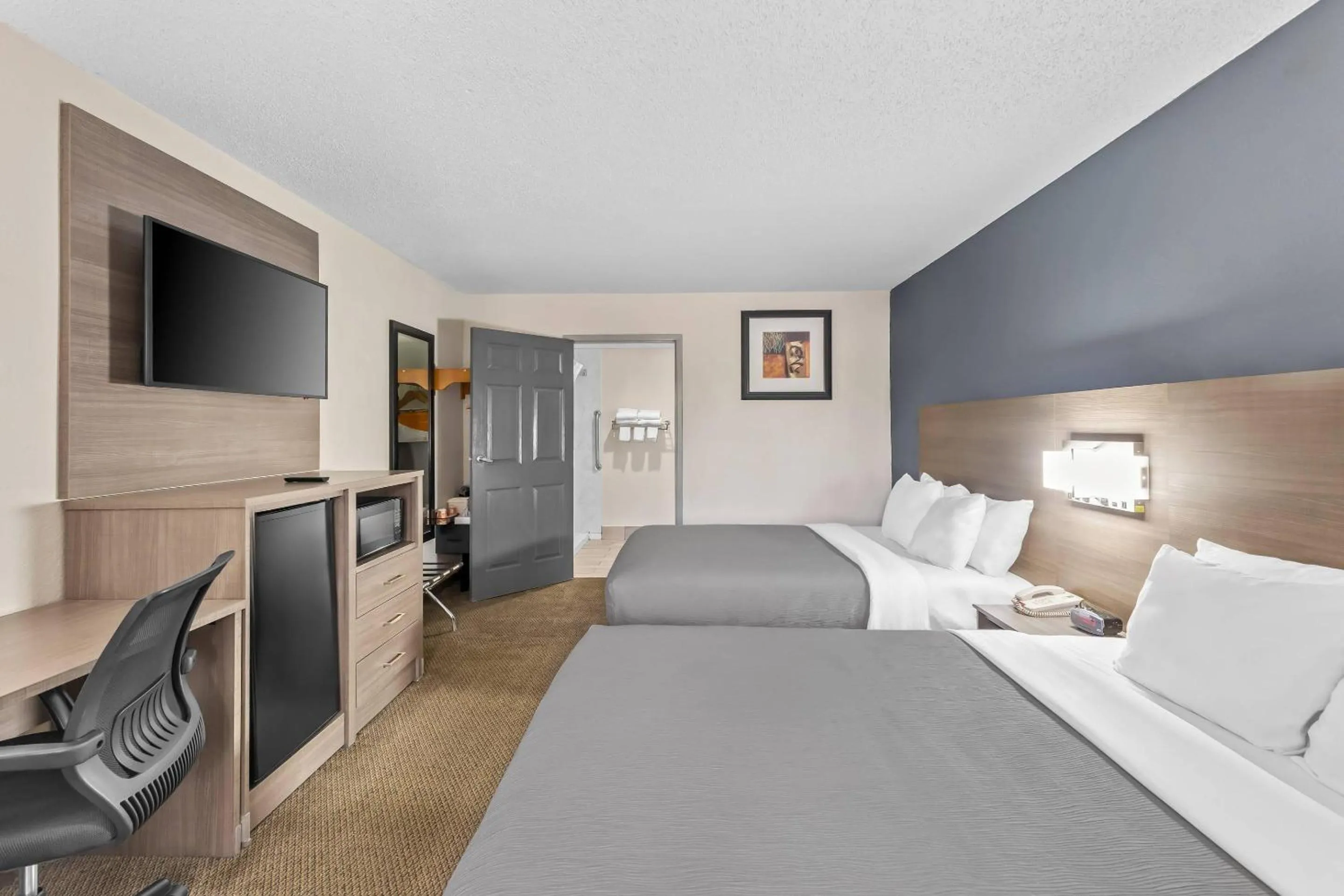 Bedroom, Bed in Quality Inn Oak Grove Fort Campbell