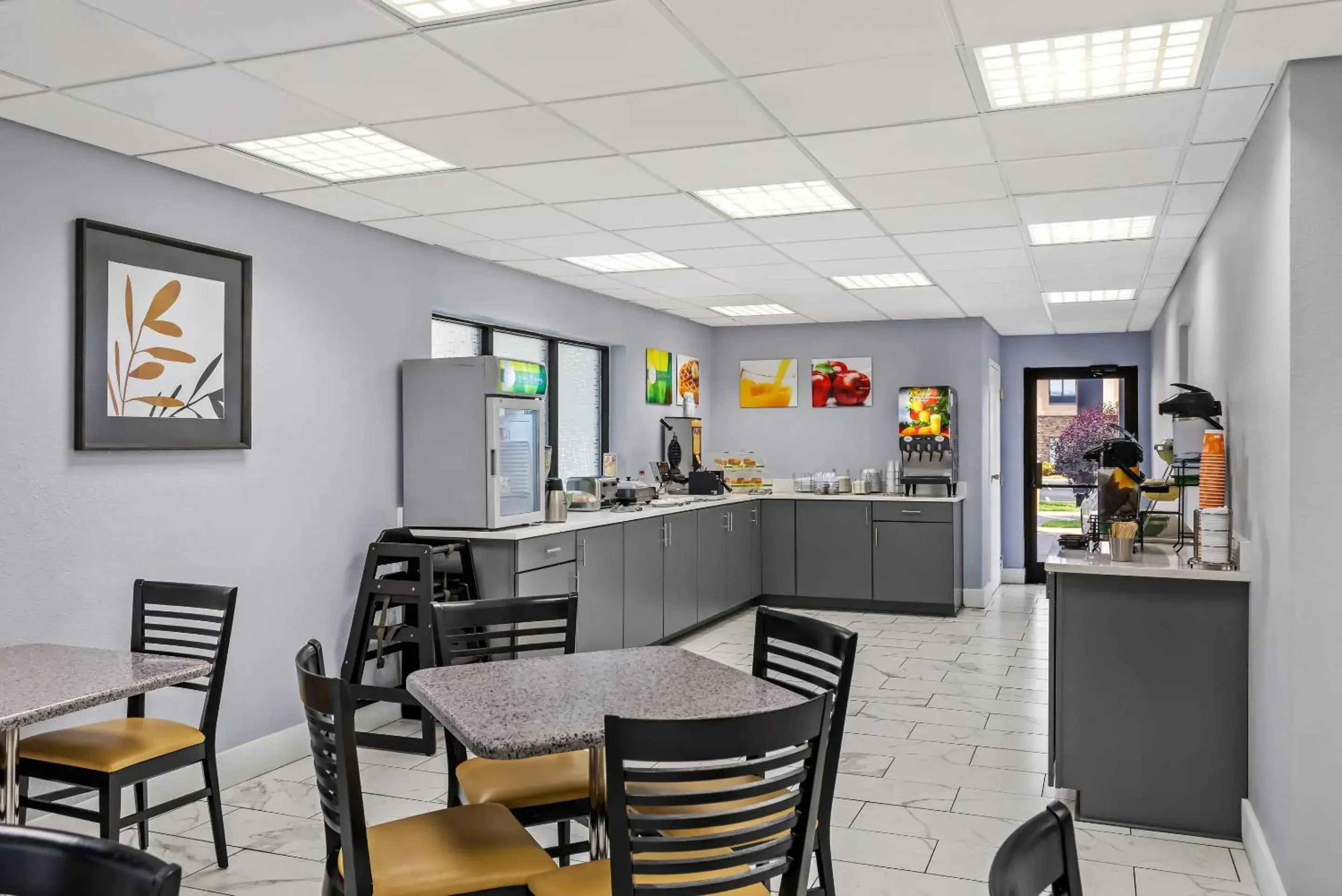 Breakfast in Quality Inn Oak Grove Fort Campbell Breakfast in Quality Inn Oak Grove Fort Campbell