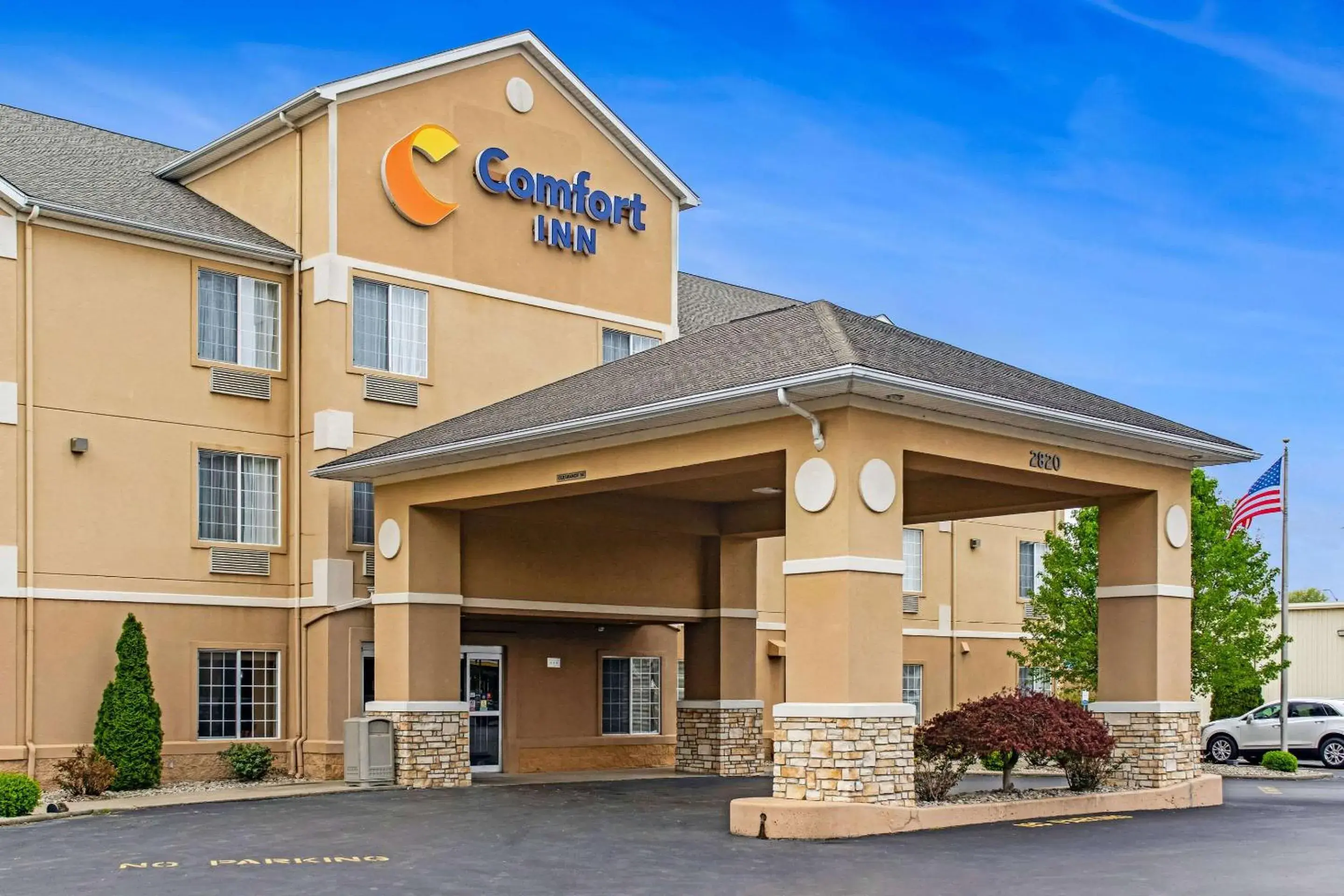 Property building in Comfort Inn Henderson - Evansville South Property building in Comfort Inn Henderson - Evansville South