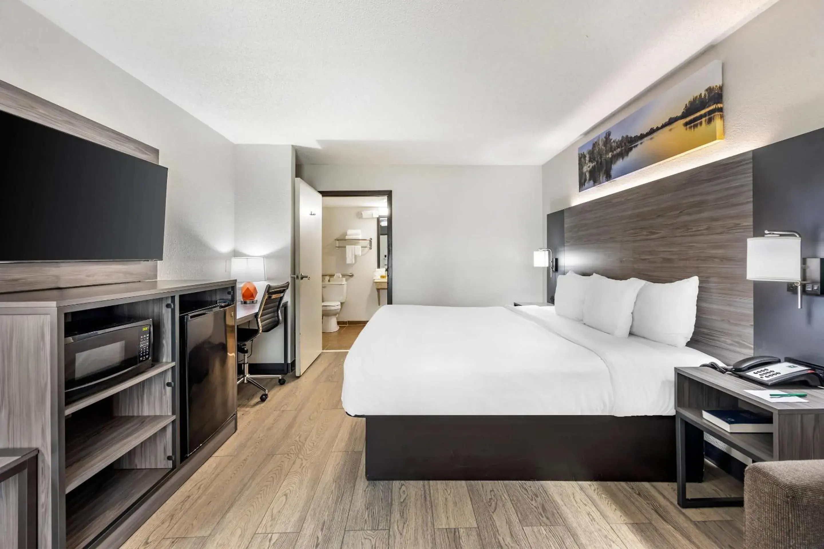 Bedroom, Bed in Quality Inn Glasgow Bedroom, Bed in Quality Inn Glasgow