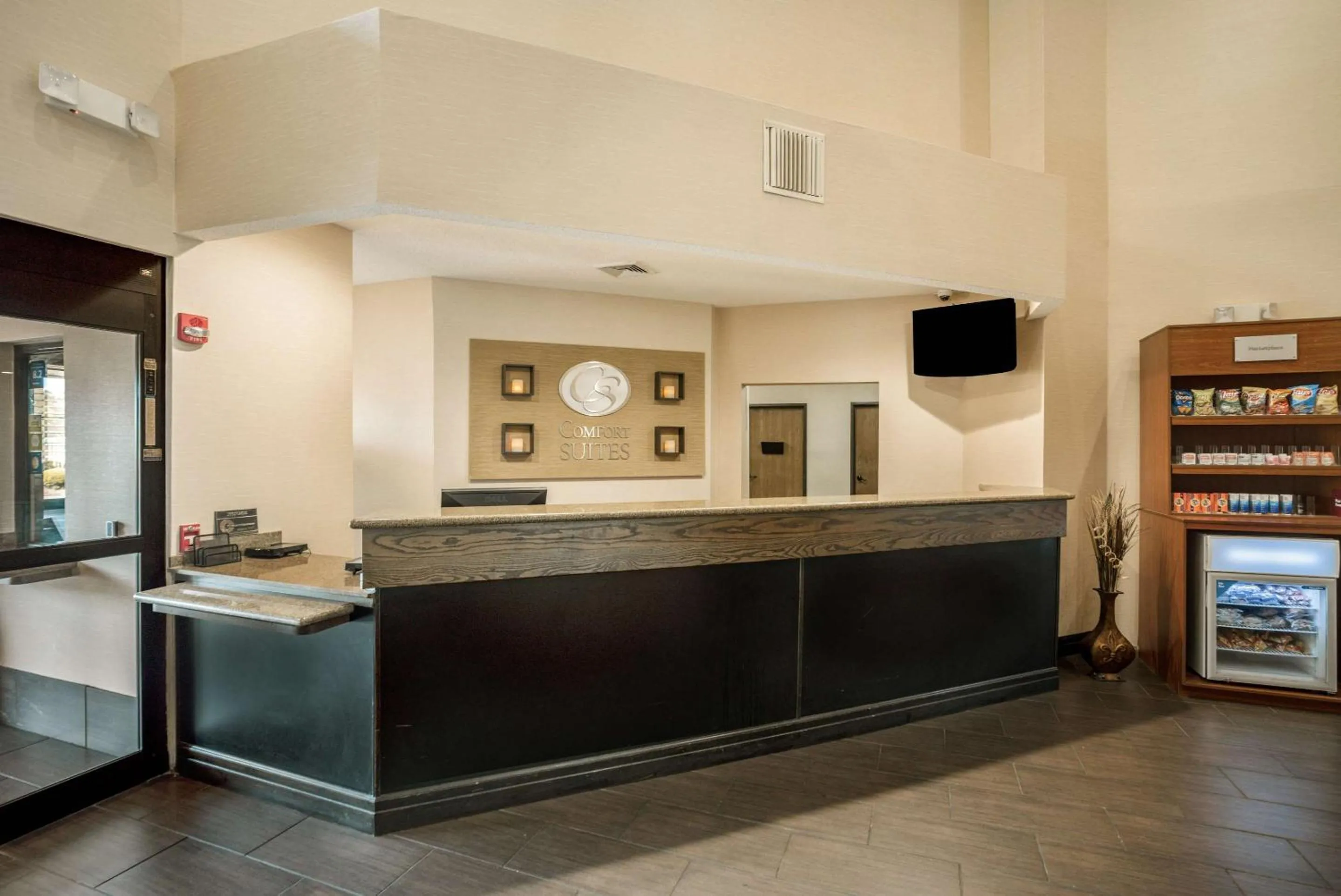 Lobby or reception in Comfort Suites Monroe