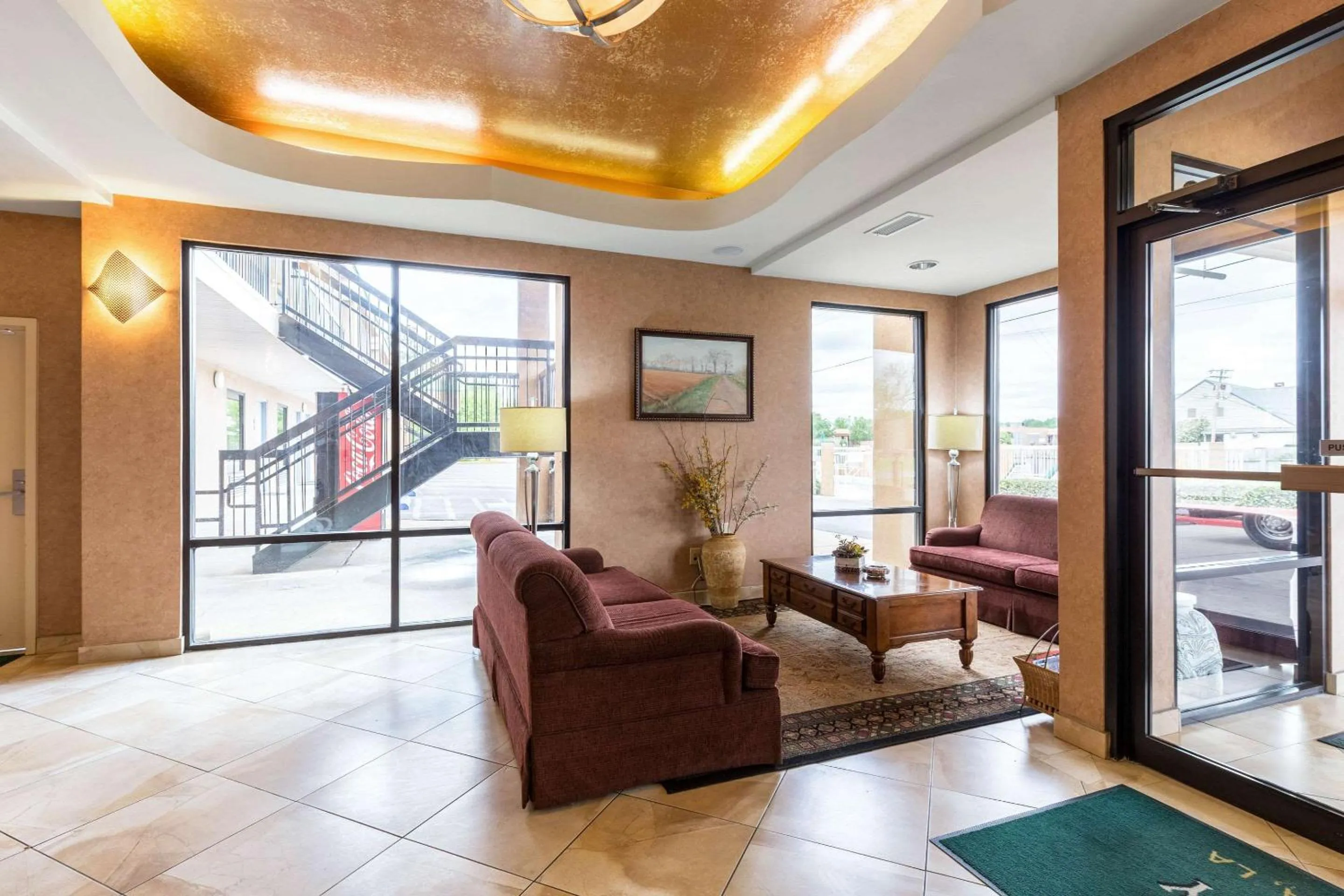 Lobby or reception in Quality Inn Alexandria