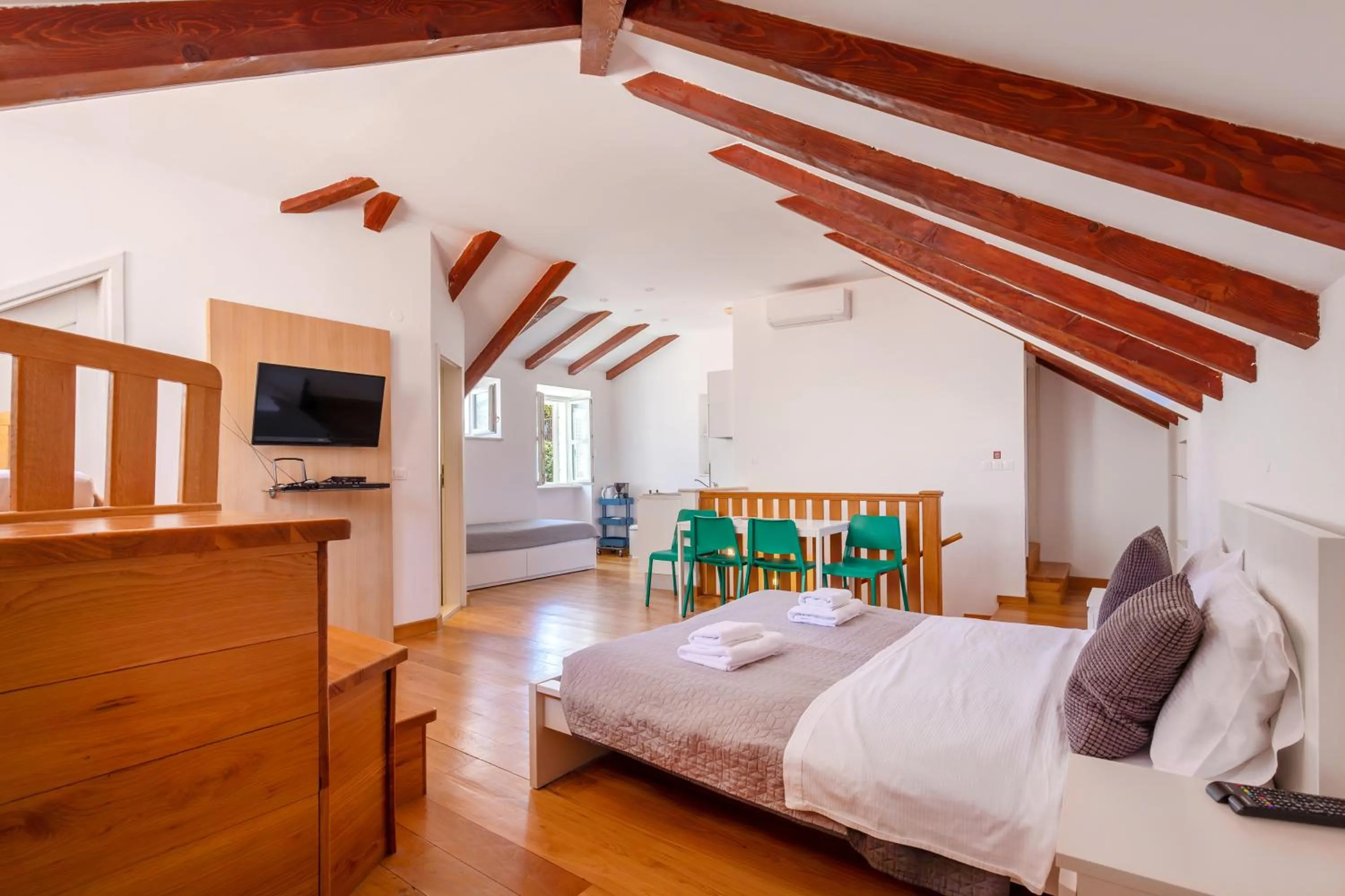 Bed in Apartments Feri